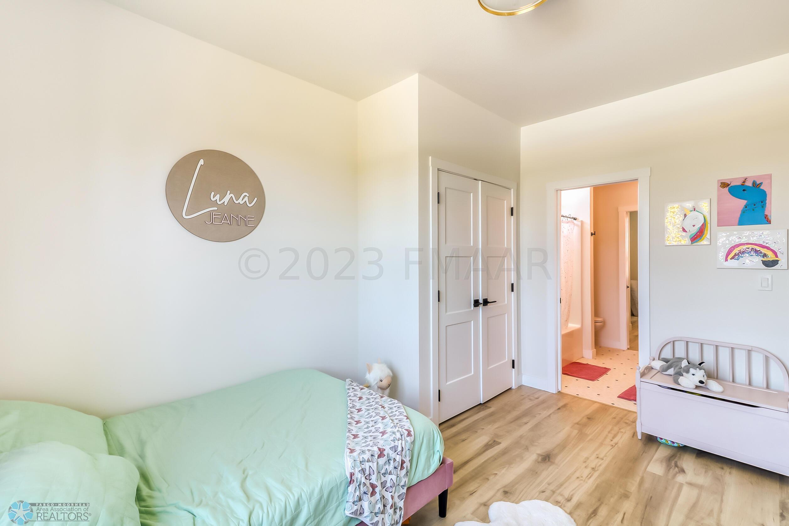 Bedroom1_2