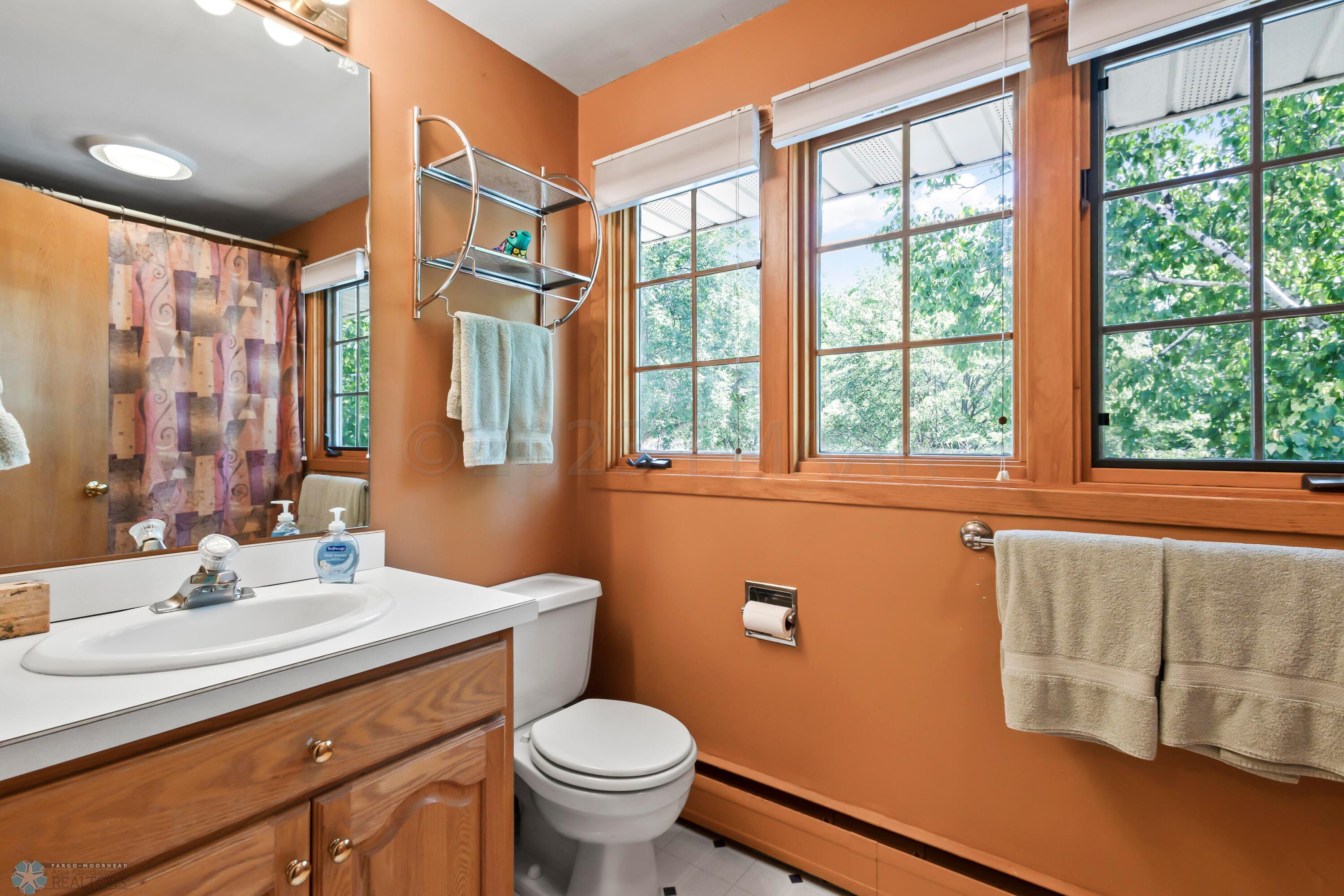 Upstairs full bath