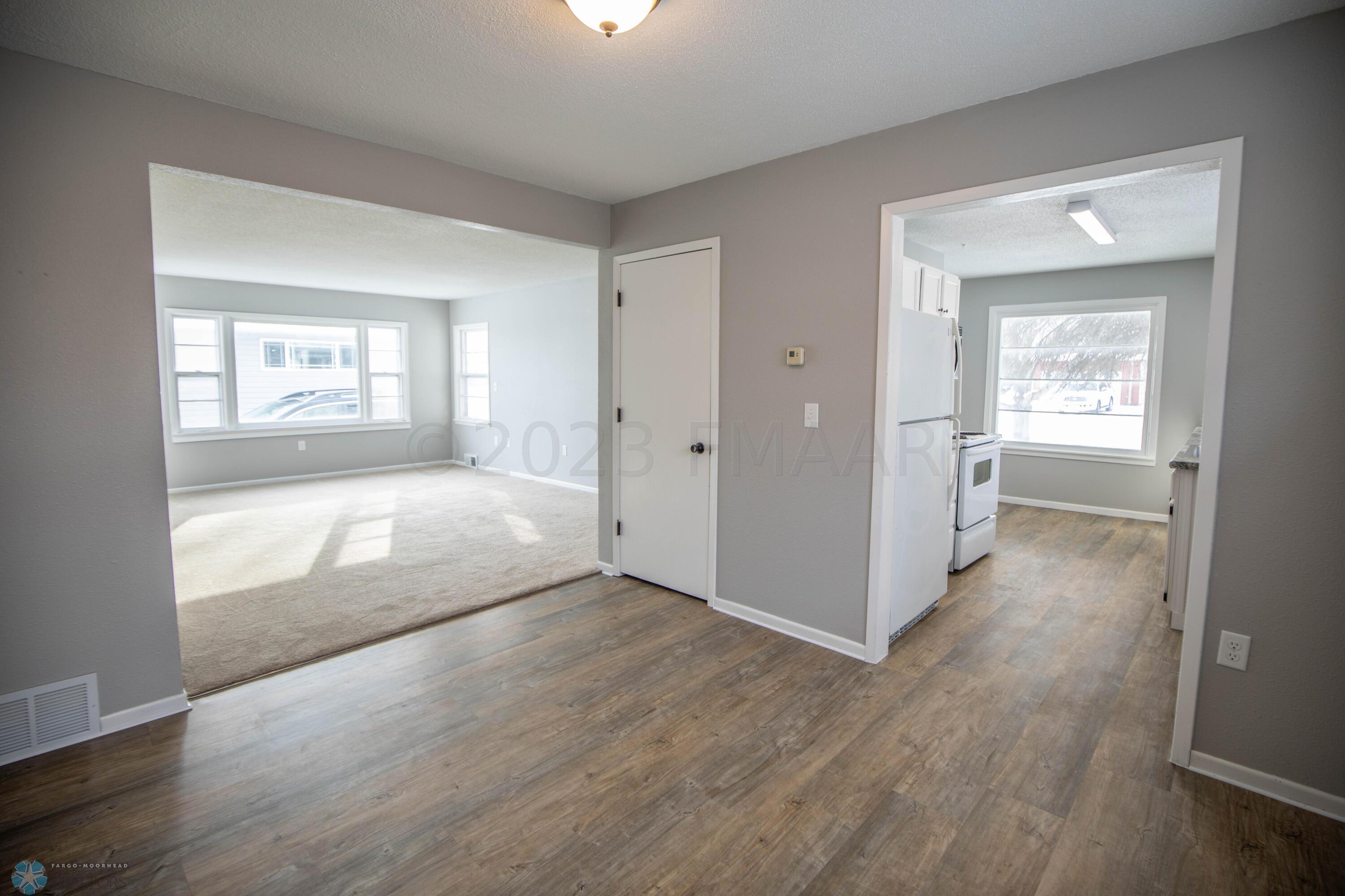 1710 6th St S, Moorhead, MN