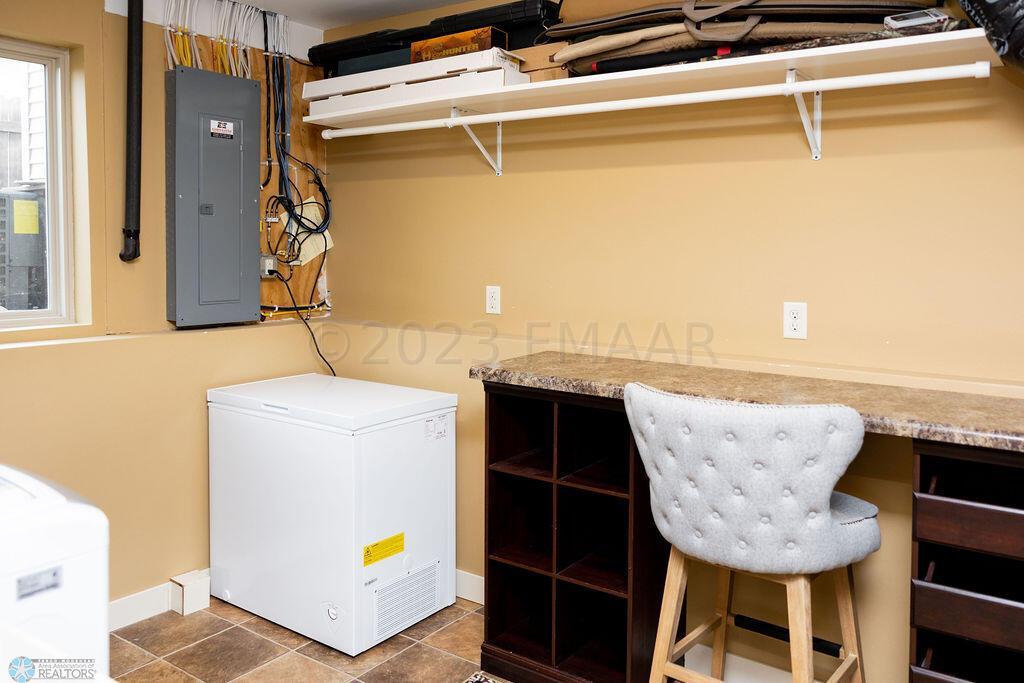 laundry room-craft table
