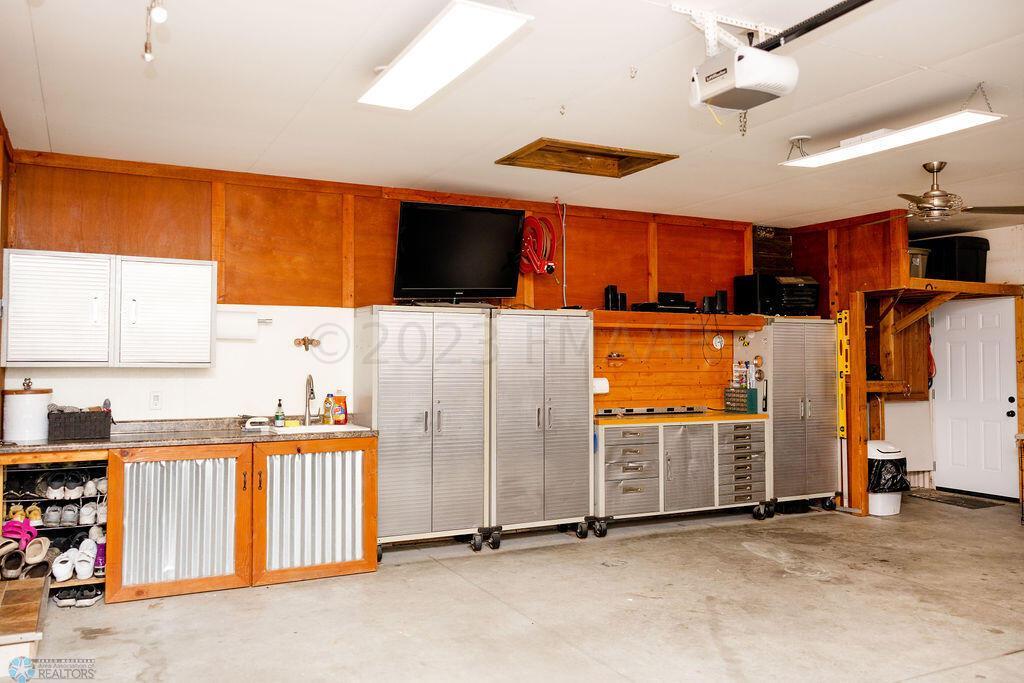 garage