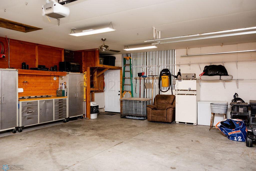triple garage