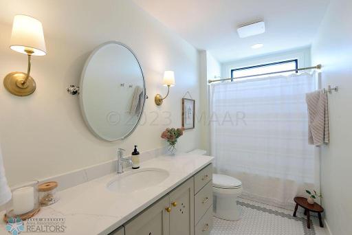 2613 1ST Street E, West Fargo, ND 58078