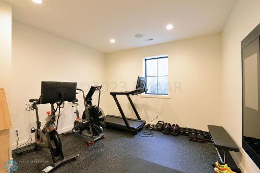 2613 1ST Street E, West Fargo, ND 58078
