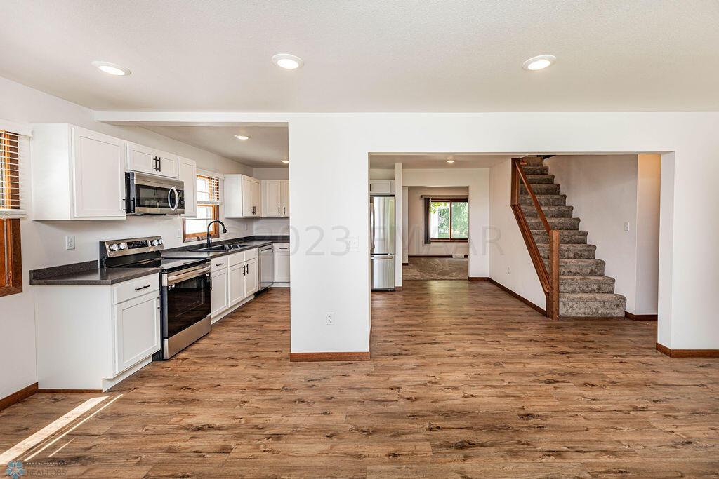 Big Open Main Floor
