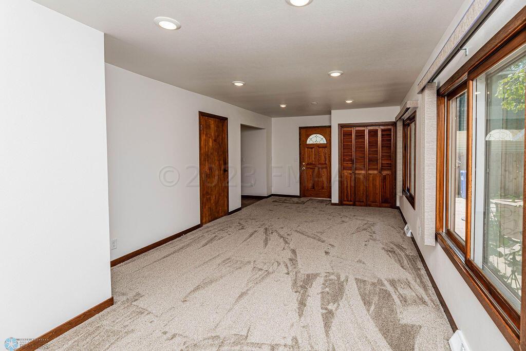 Lots of Room in the Living Rm