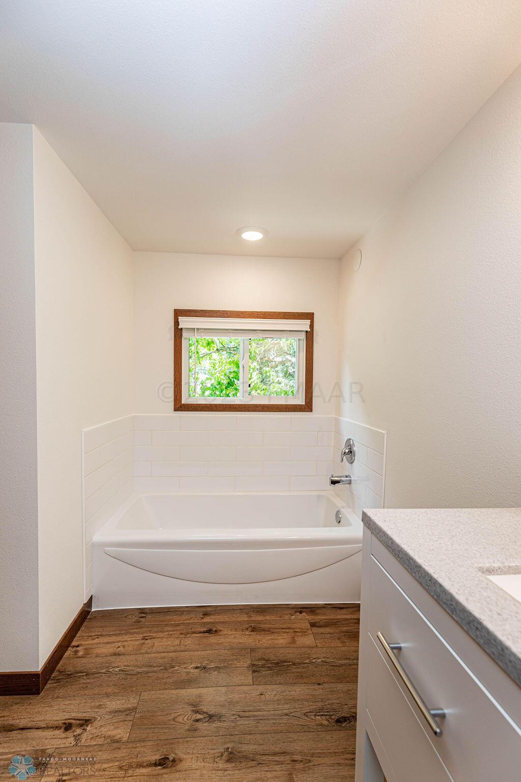 Upstairs Bathrm with Tub