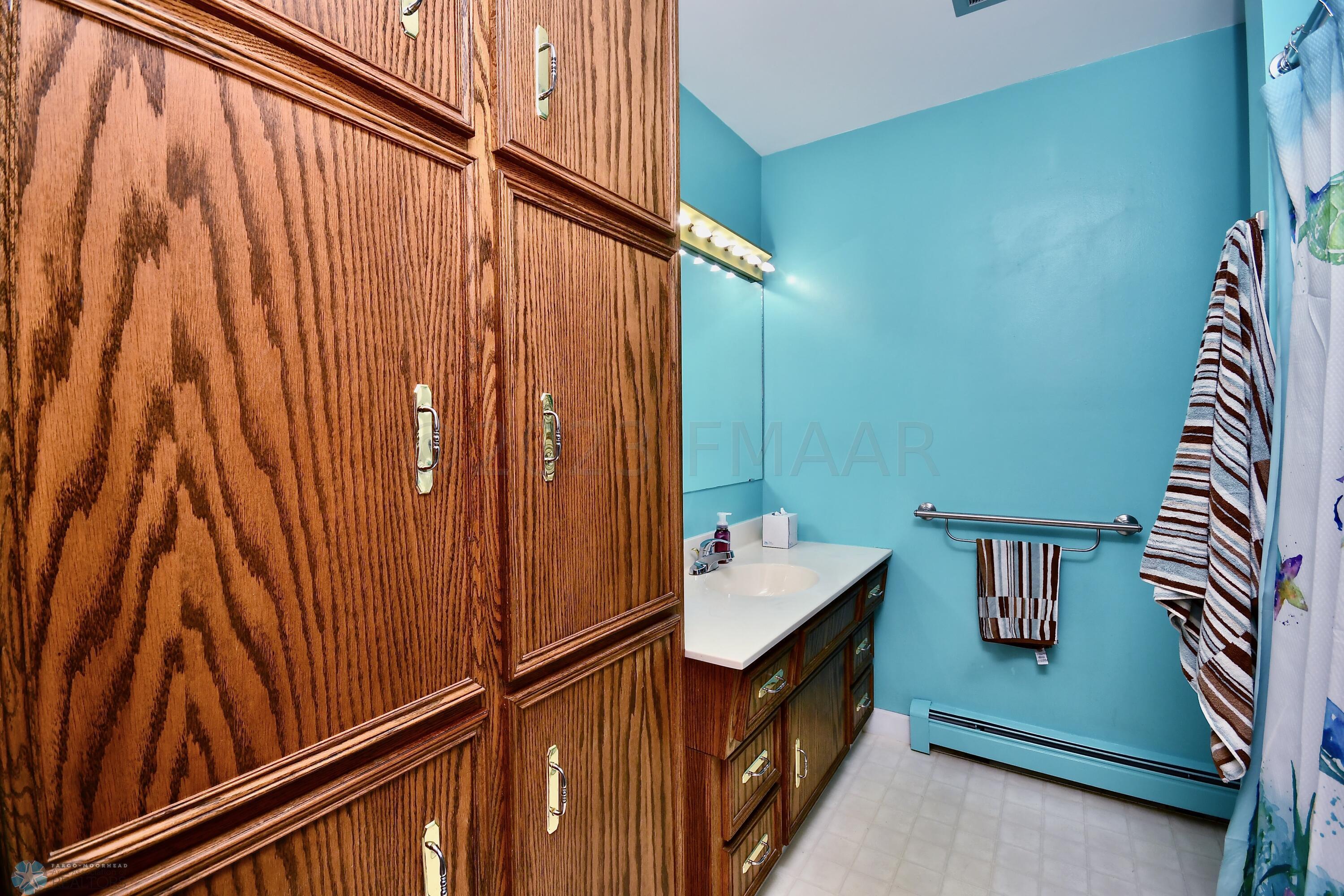 Bathroom 2