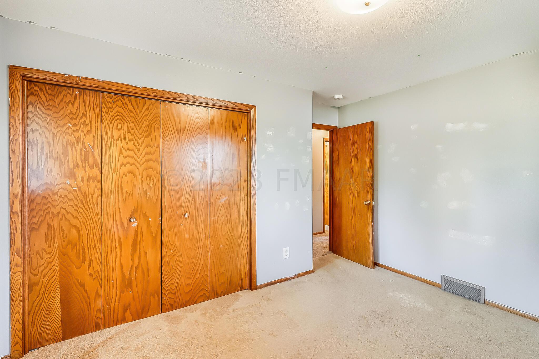 Bedroom 1_2