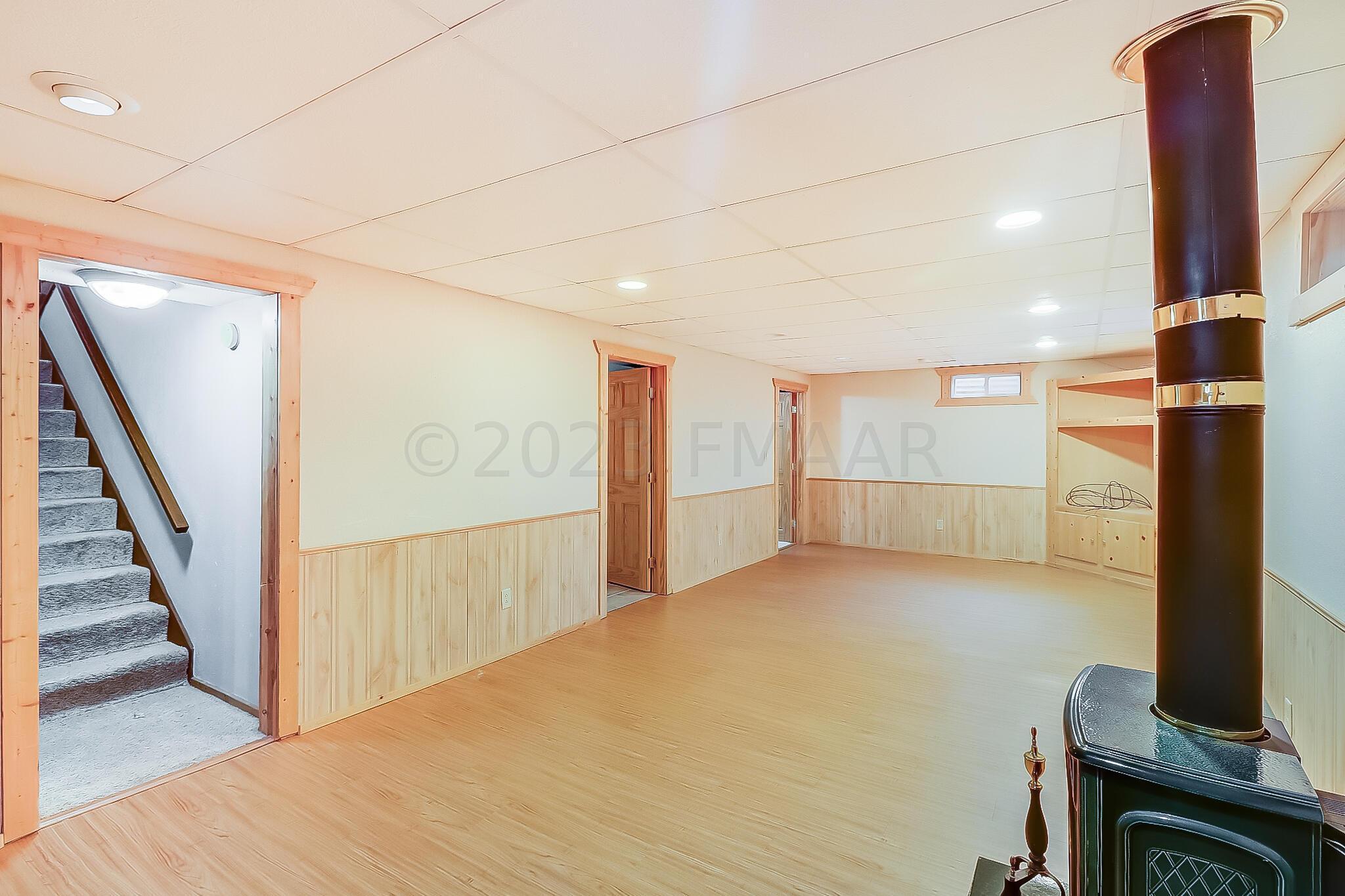 Basement Living 1_4