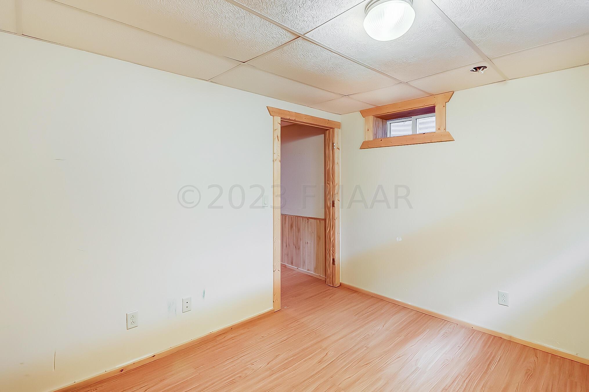 Basement Room1_2