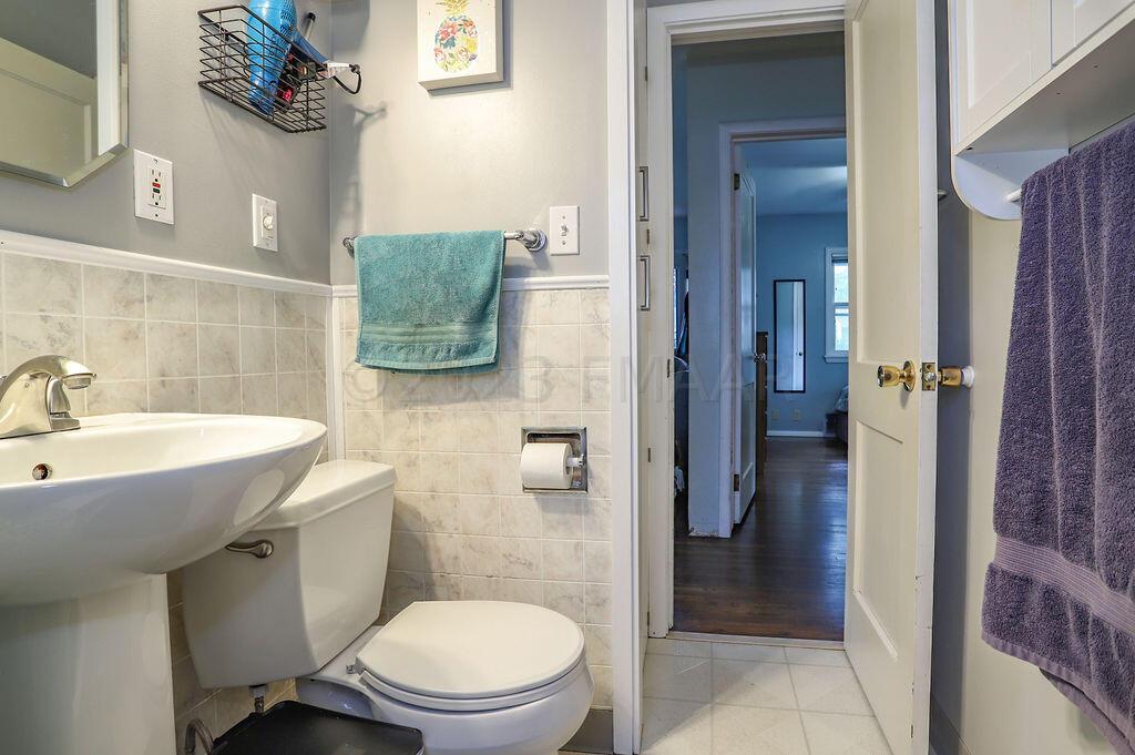 Upstairs Bathroom