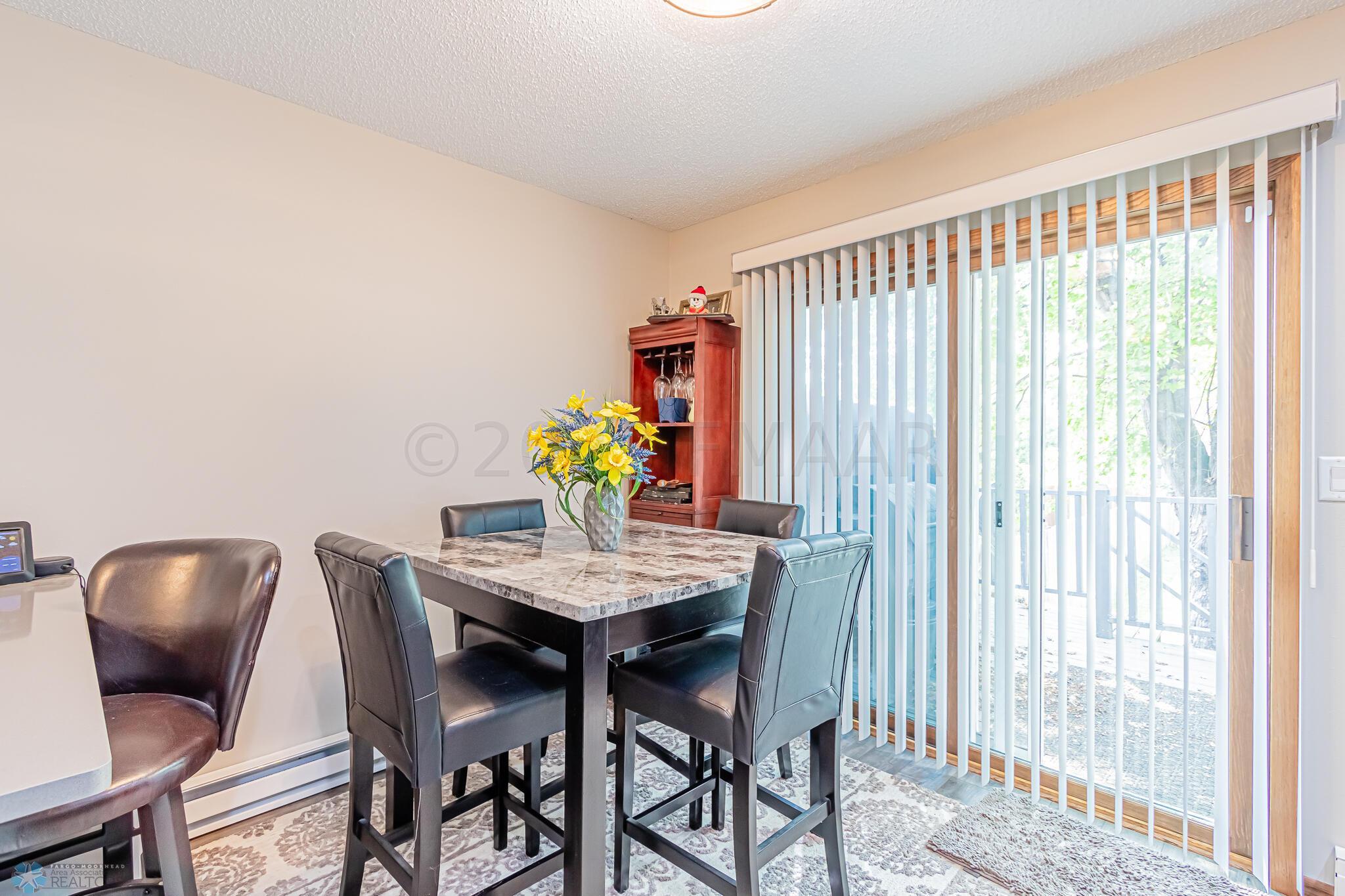 1537 16th St S, Fargo, ND 58103-21