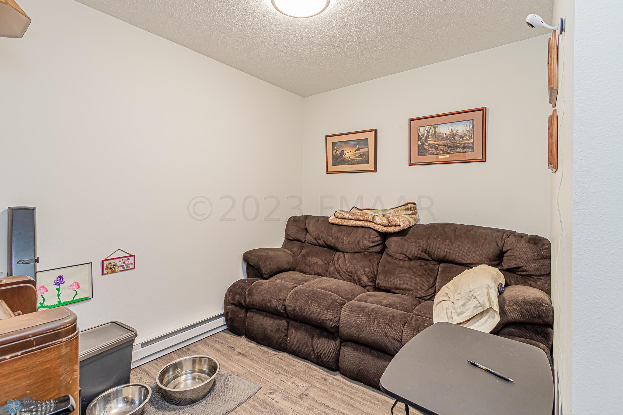 1537 16th St S, Fargo, ND 58103-24