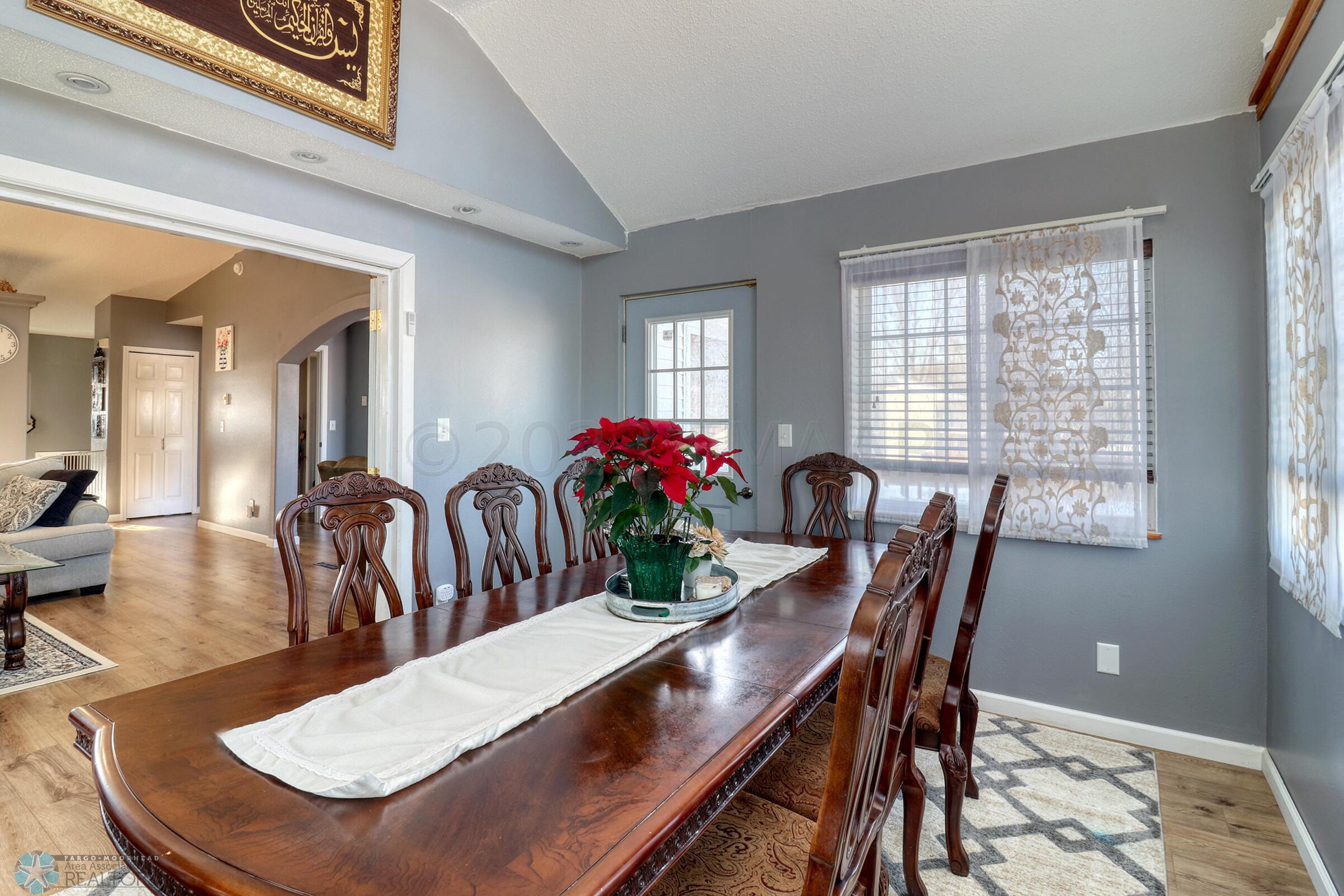 Dining Area1_1