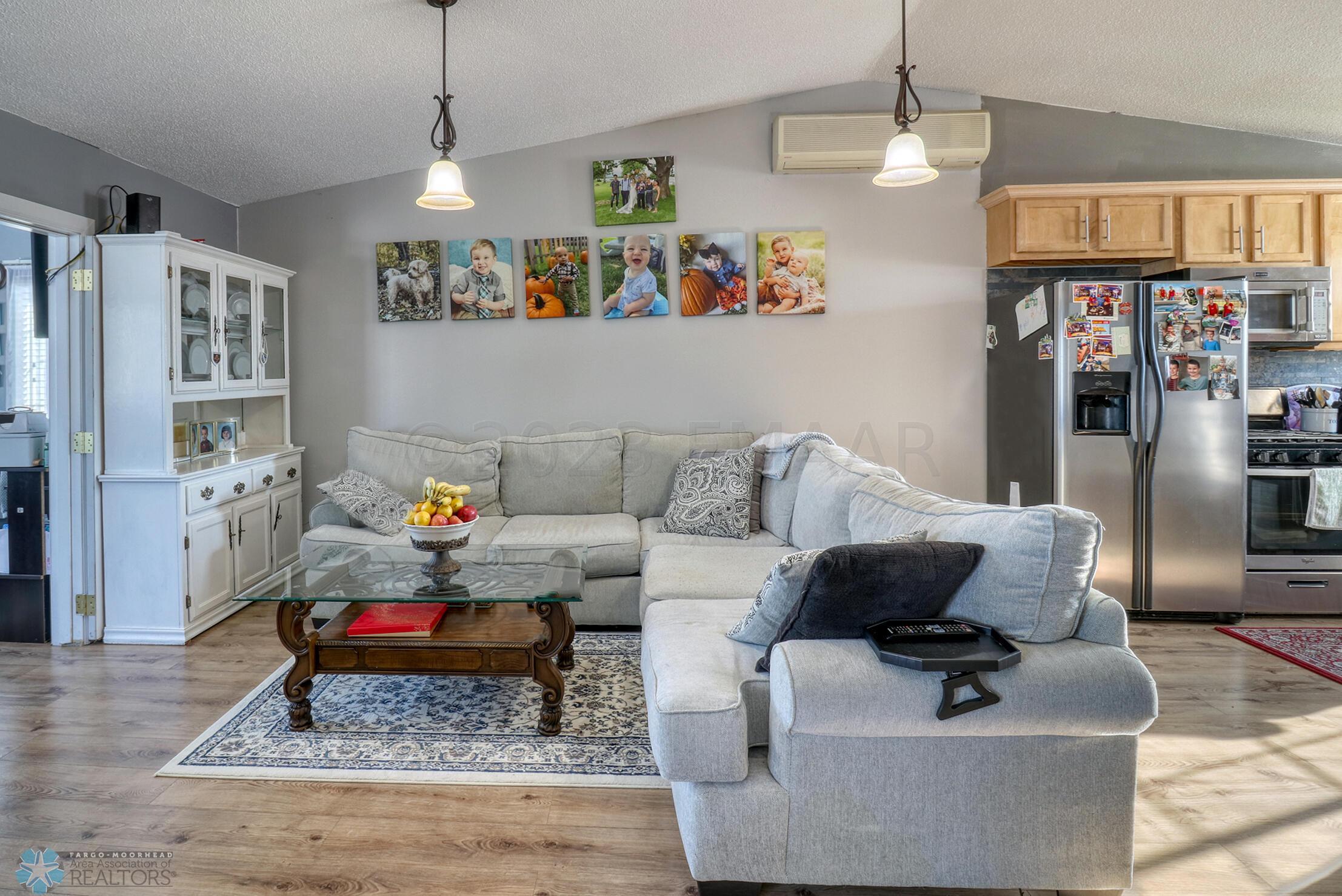 Living Area1_4