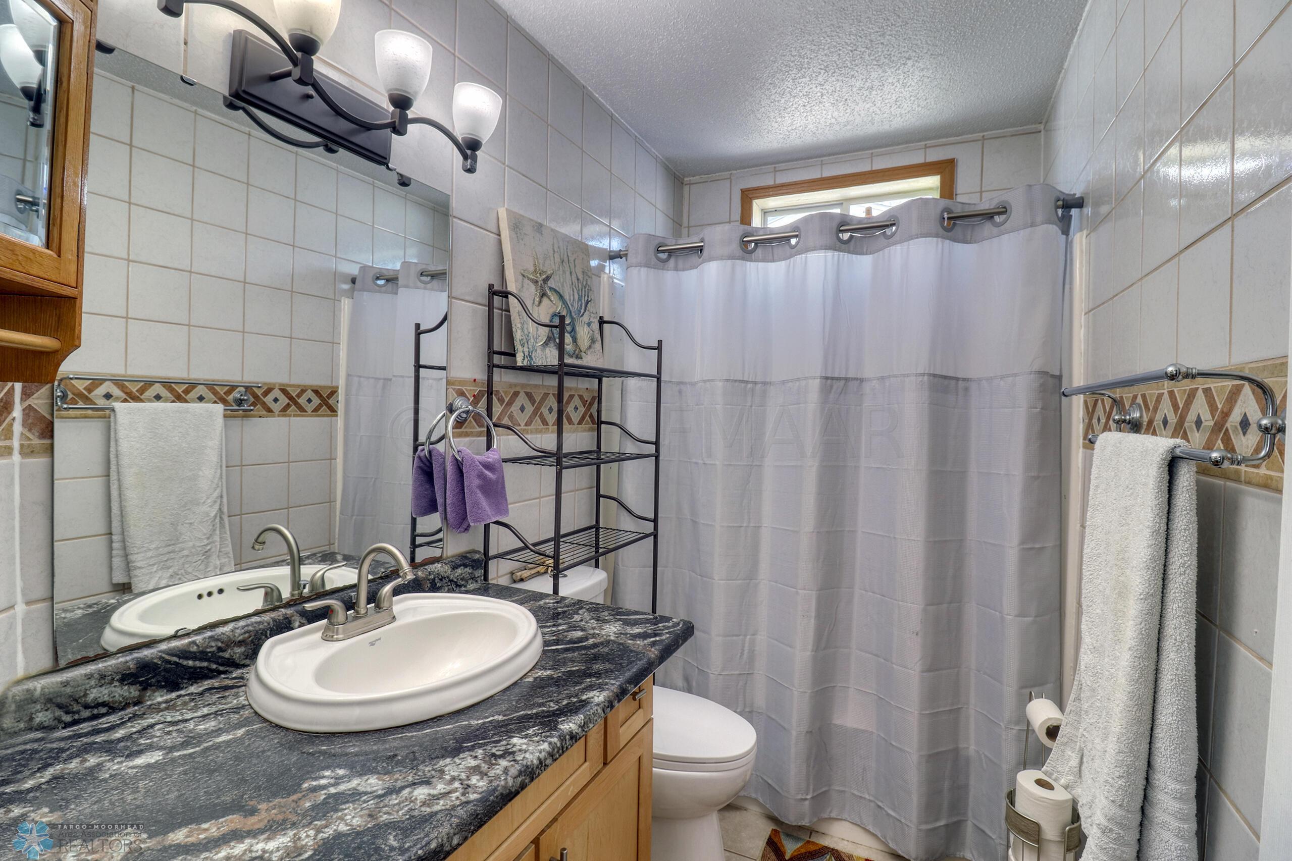 Bathroom1_1