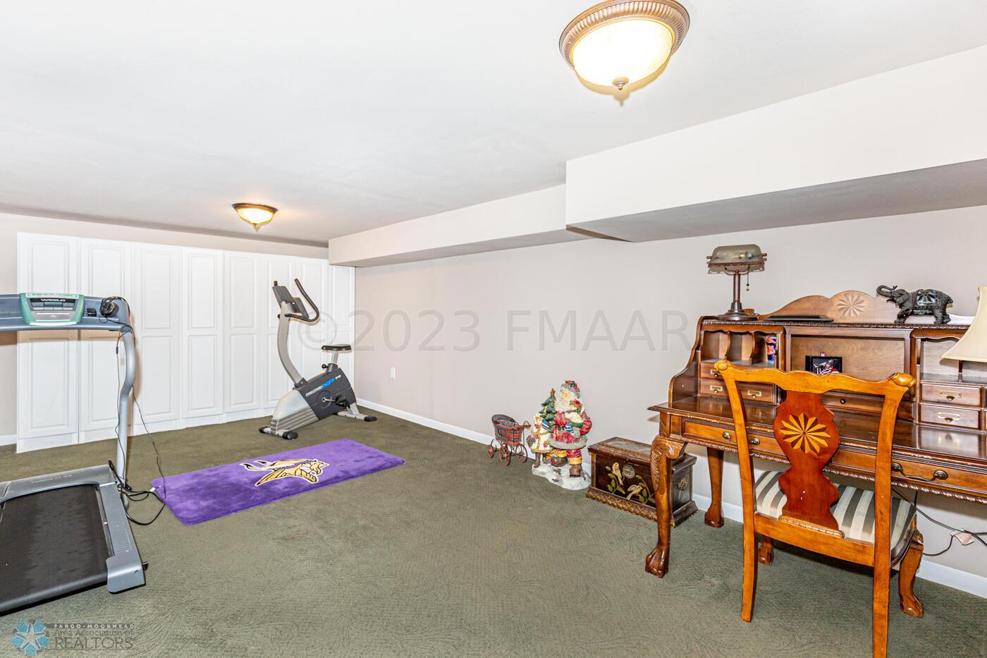 Flex room
