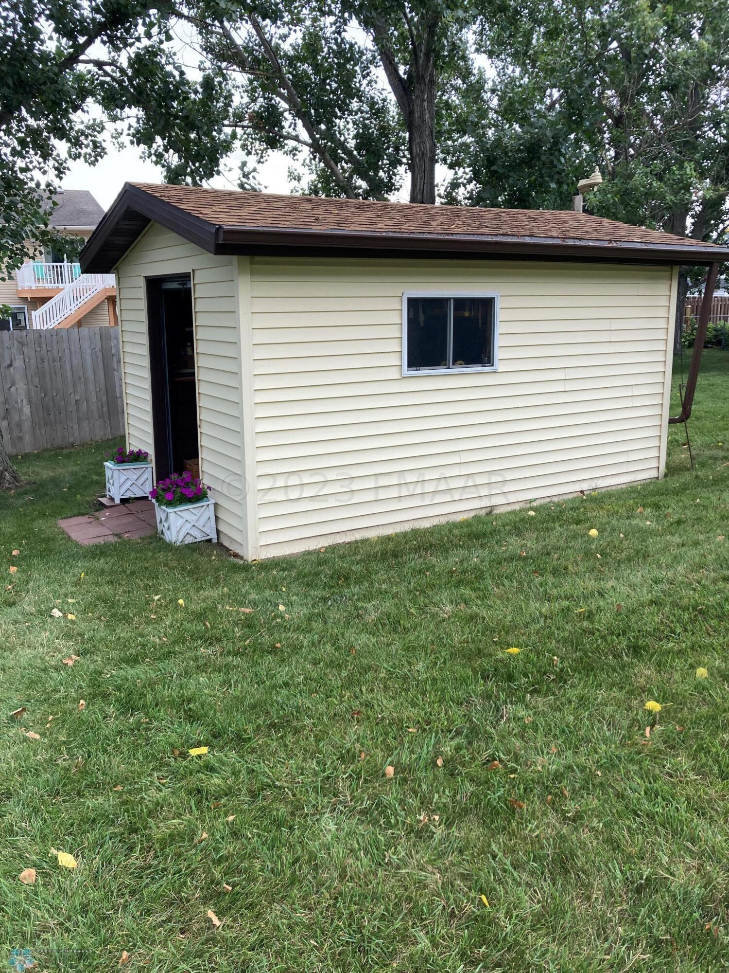 Shed
