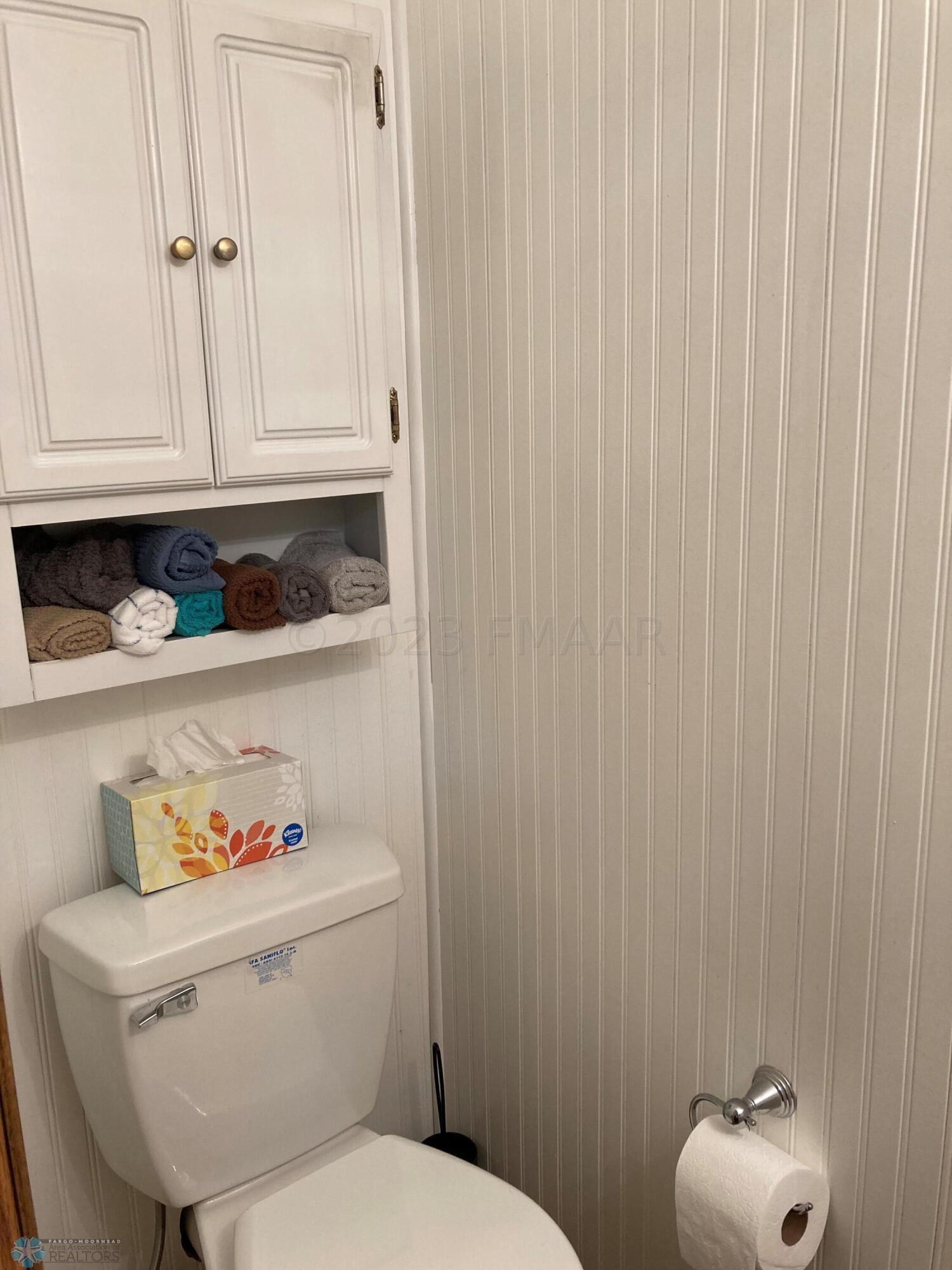 Lower Level 1/2 Bath