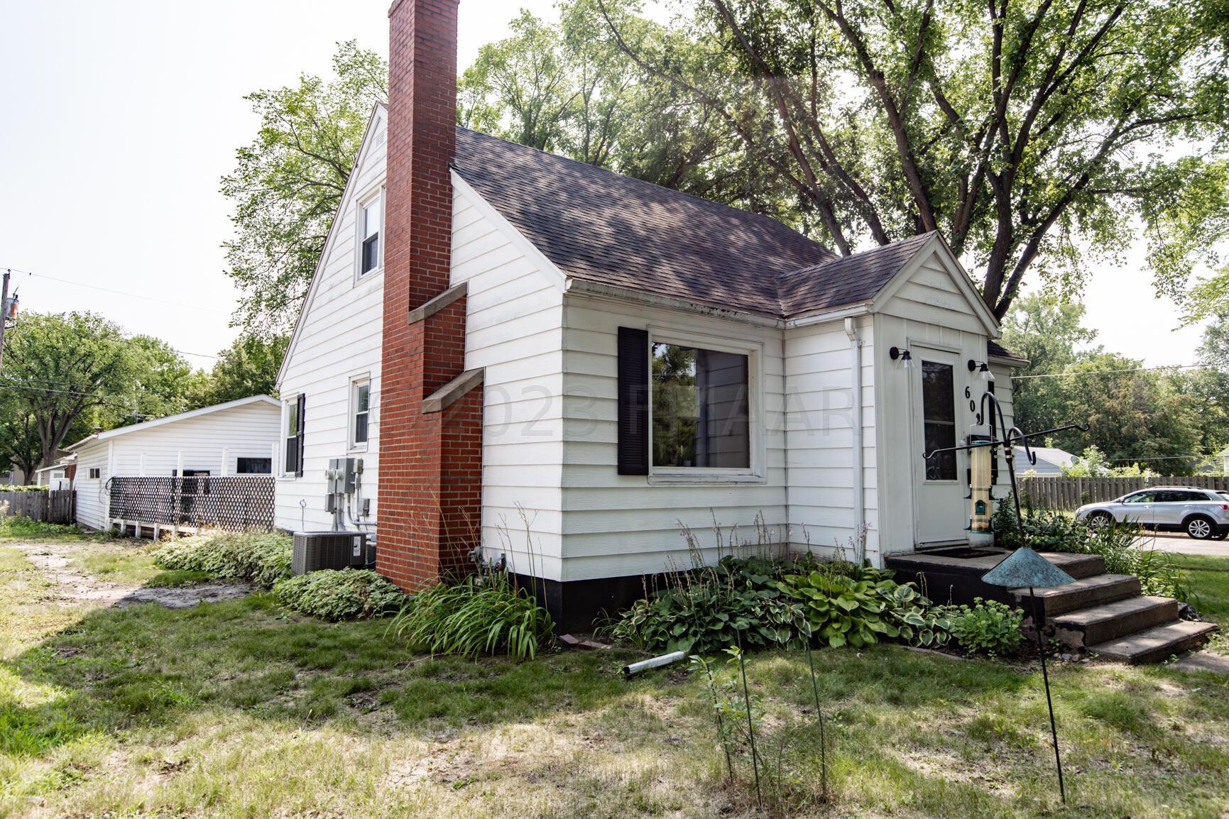 Front/Side Exterior