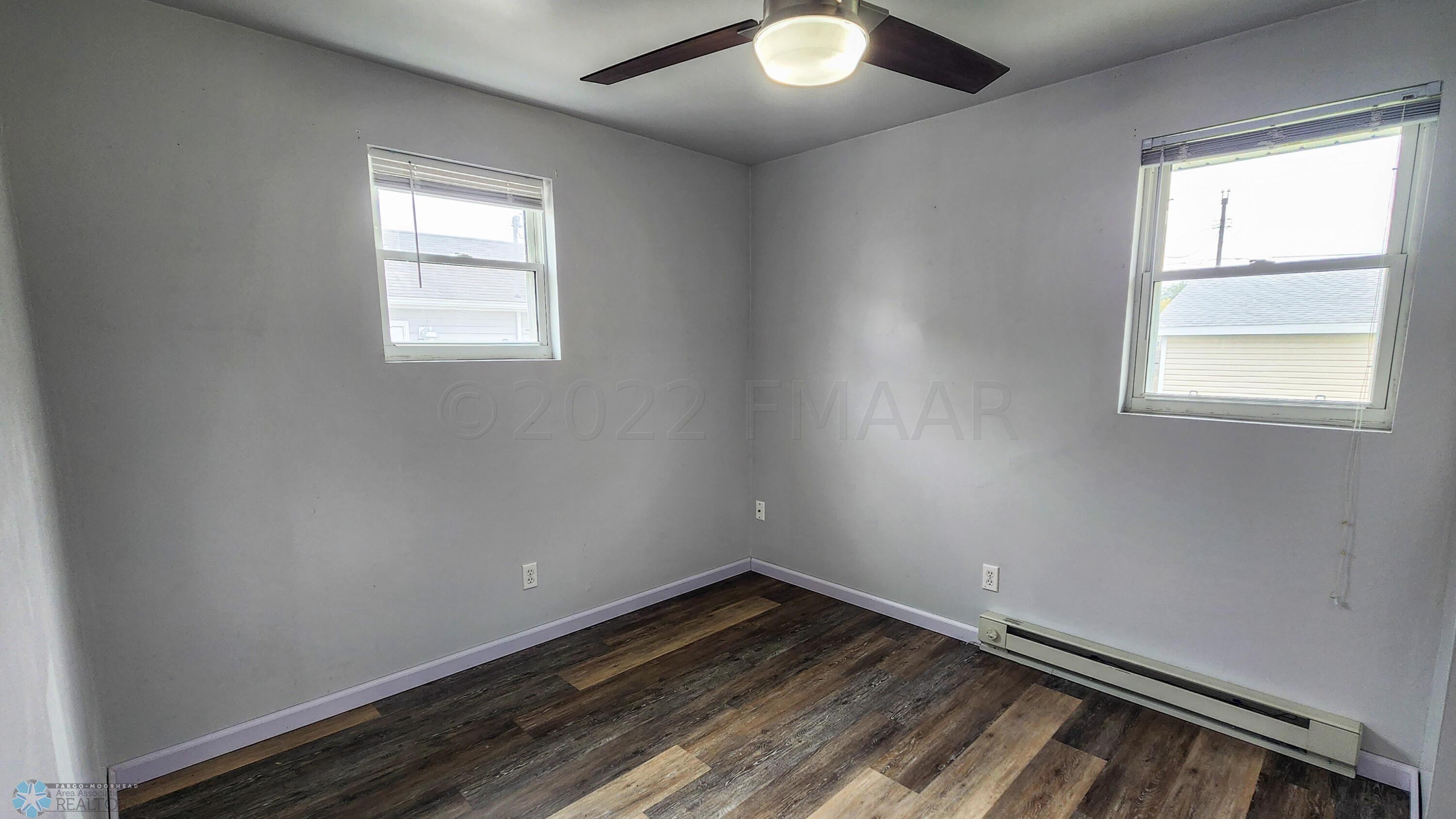 301 22nd St S Fargo-07