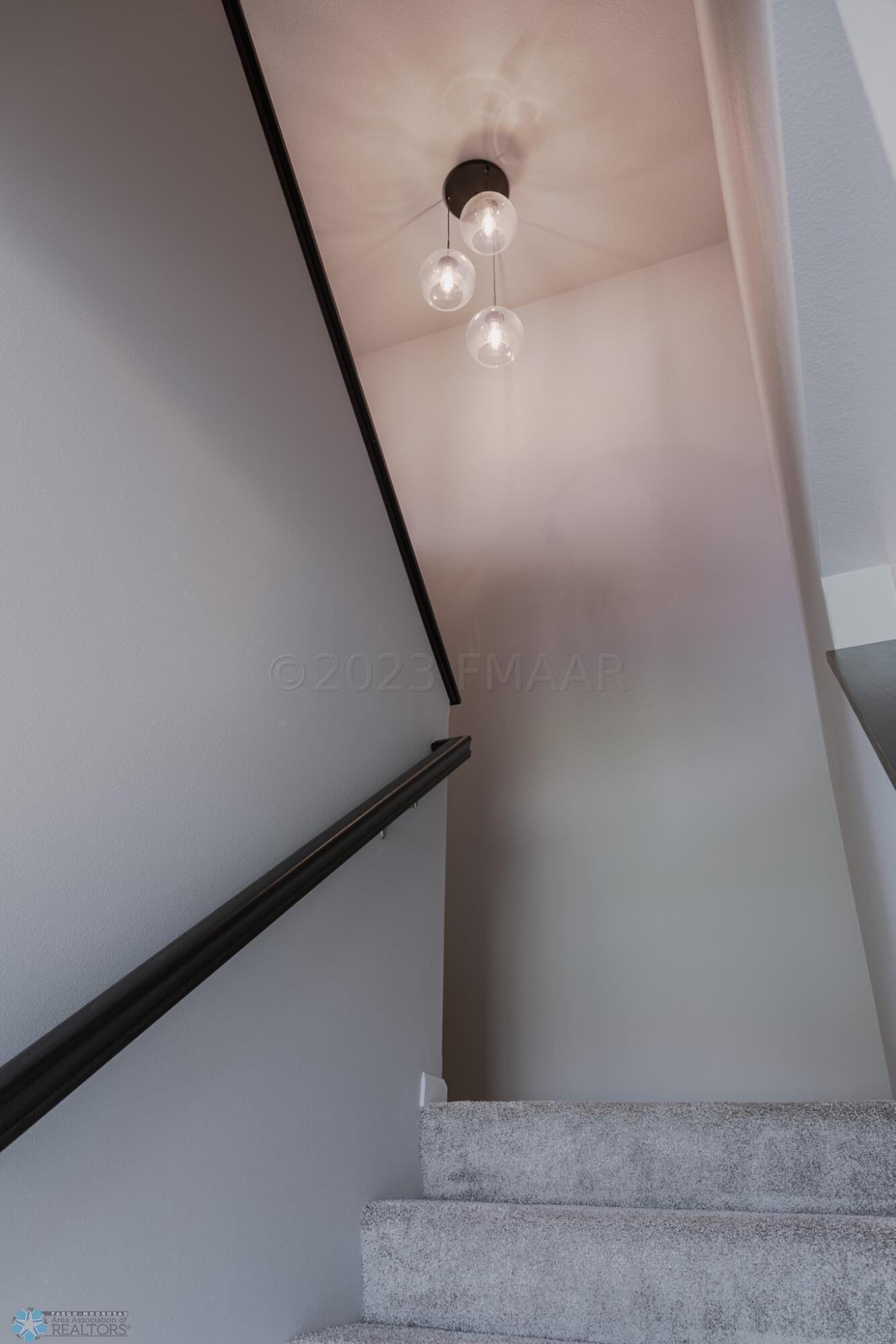 1A0A8569-HDR