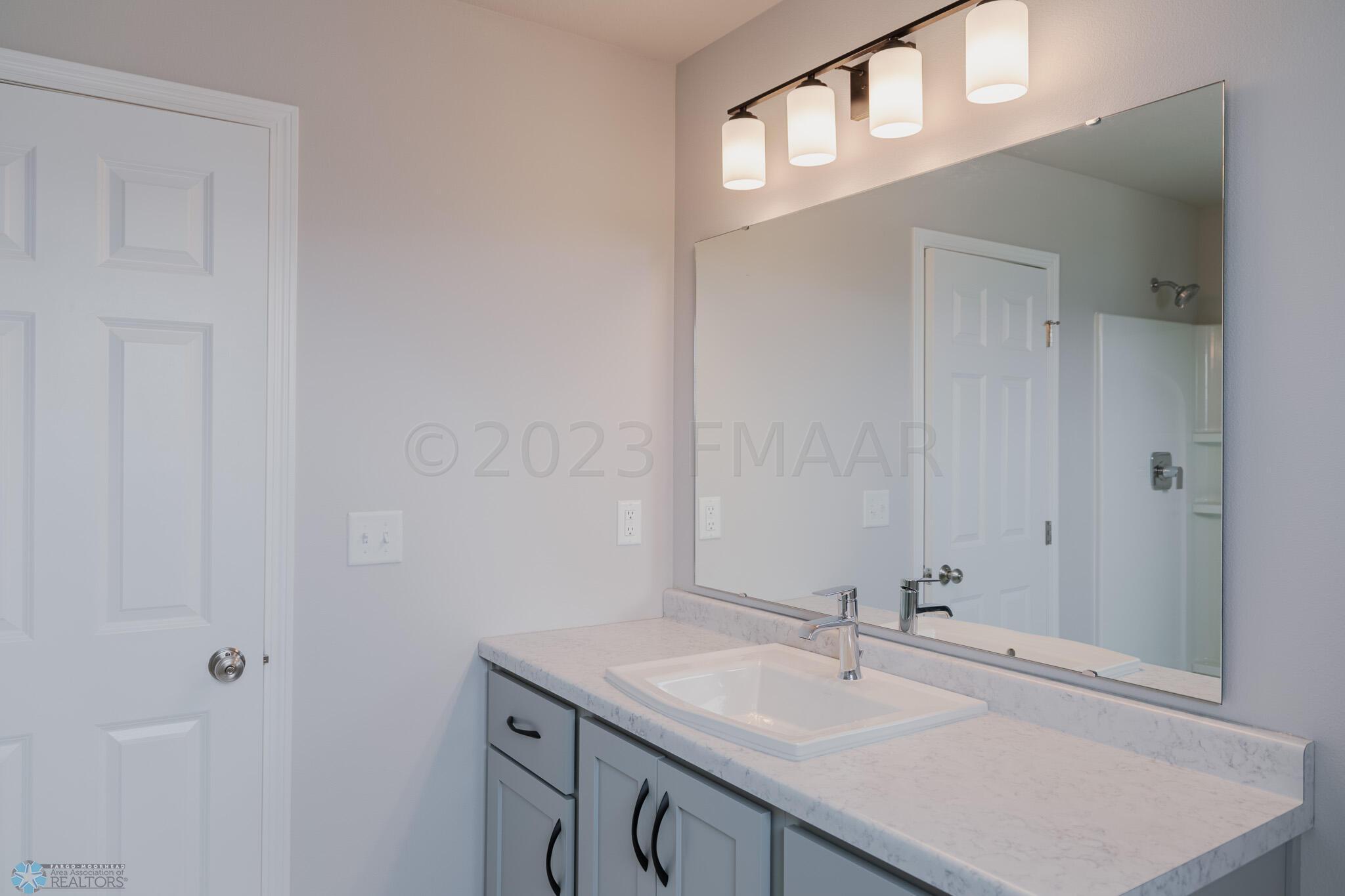 1A0A8709-HDR