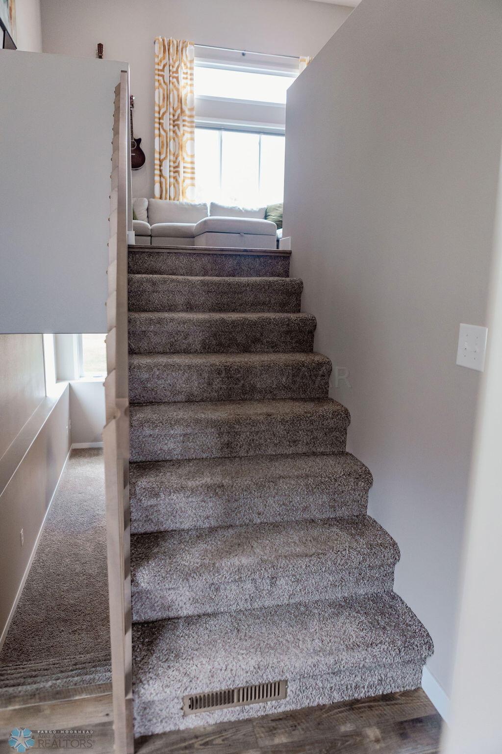 Steps to Main level