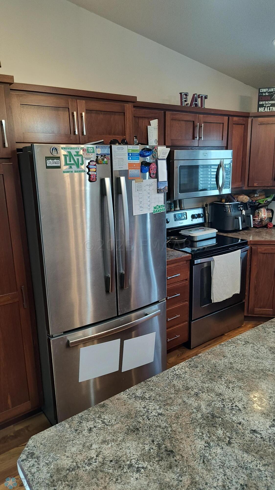 Kitchen (1)