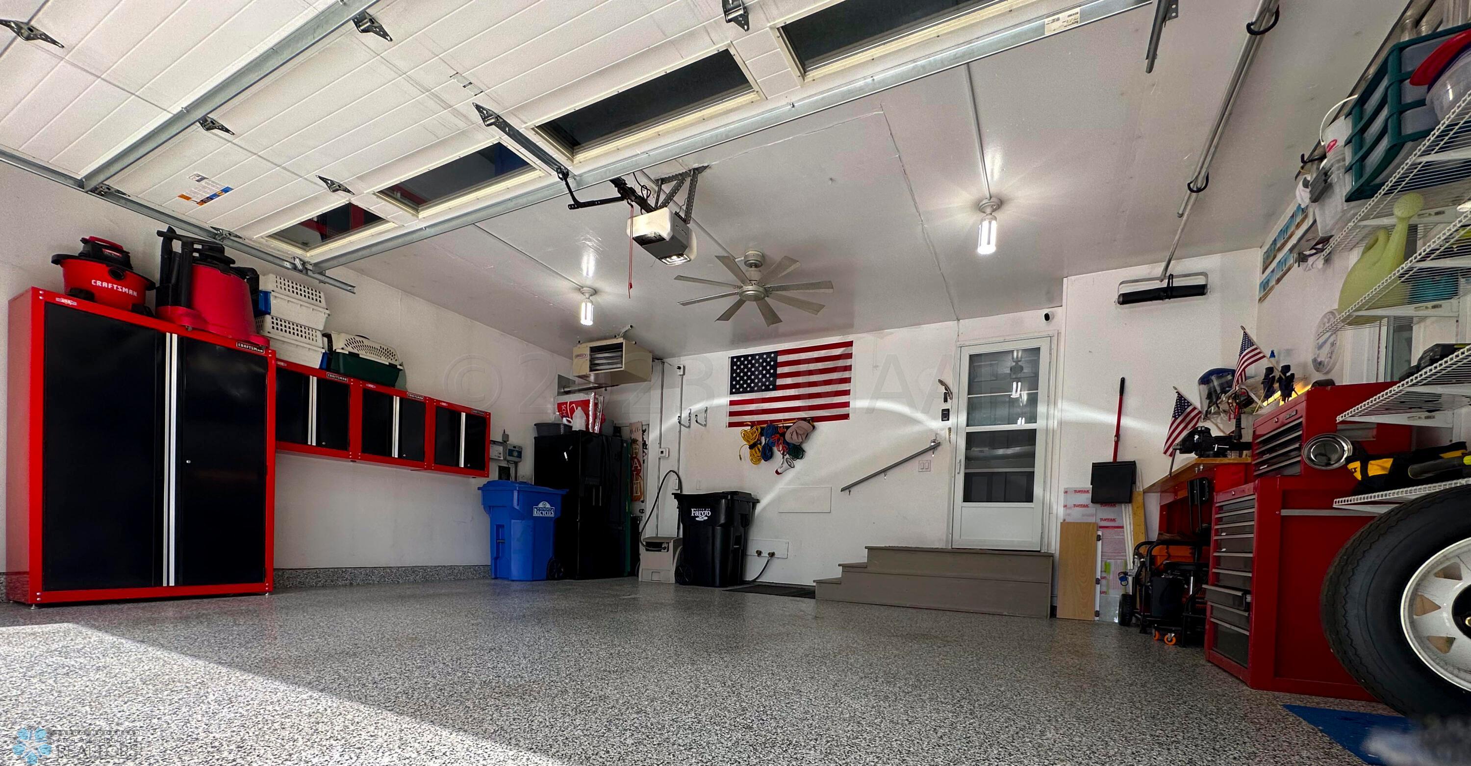 Garage 1