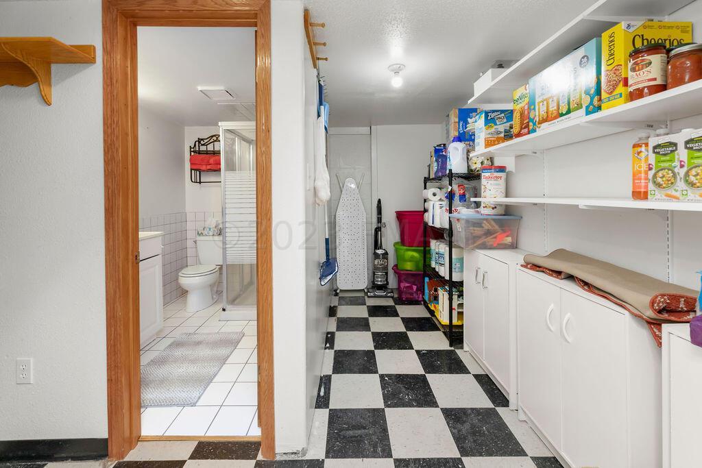 Storage & Bathroom
