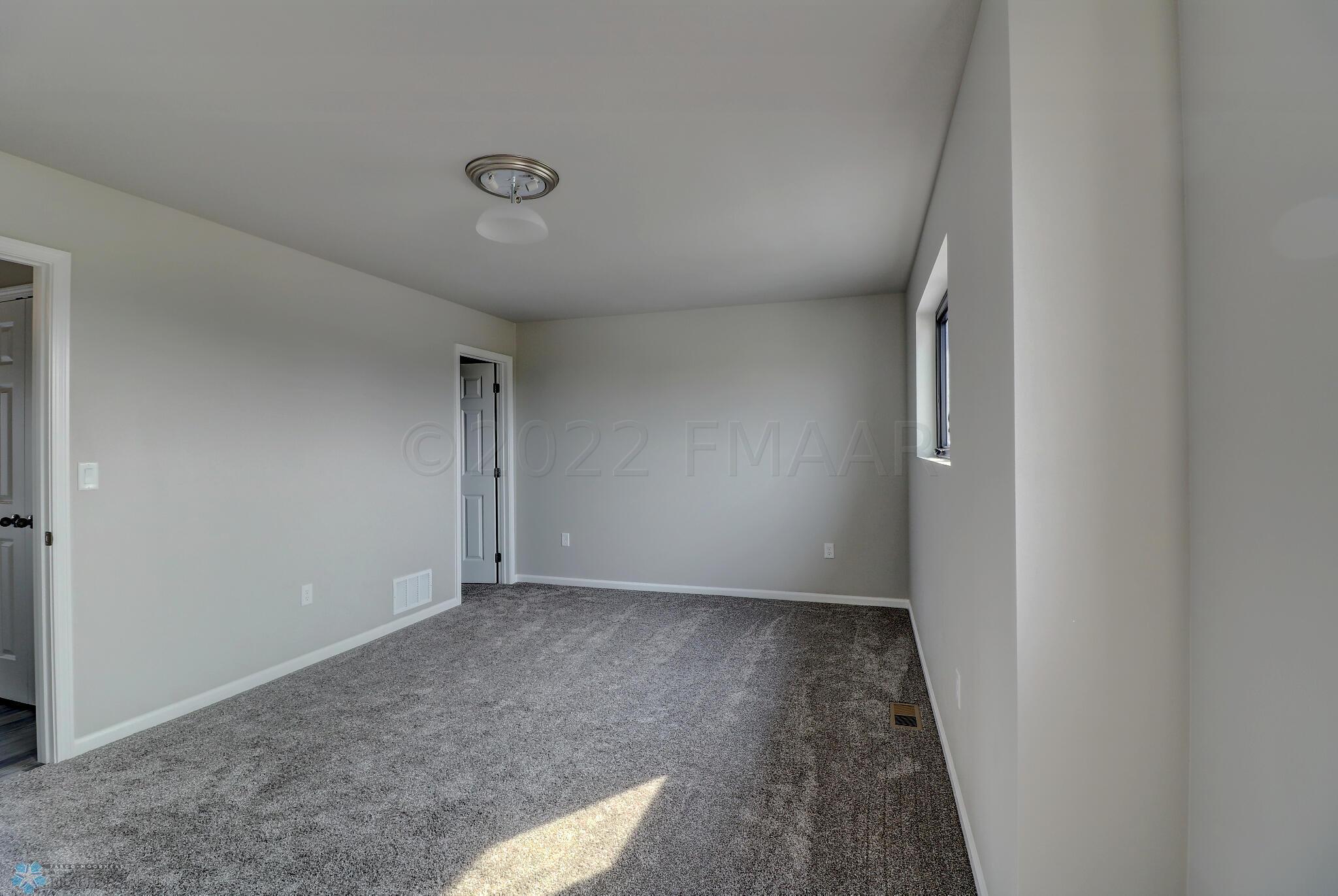 Upstairs Bedroom2_2