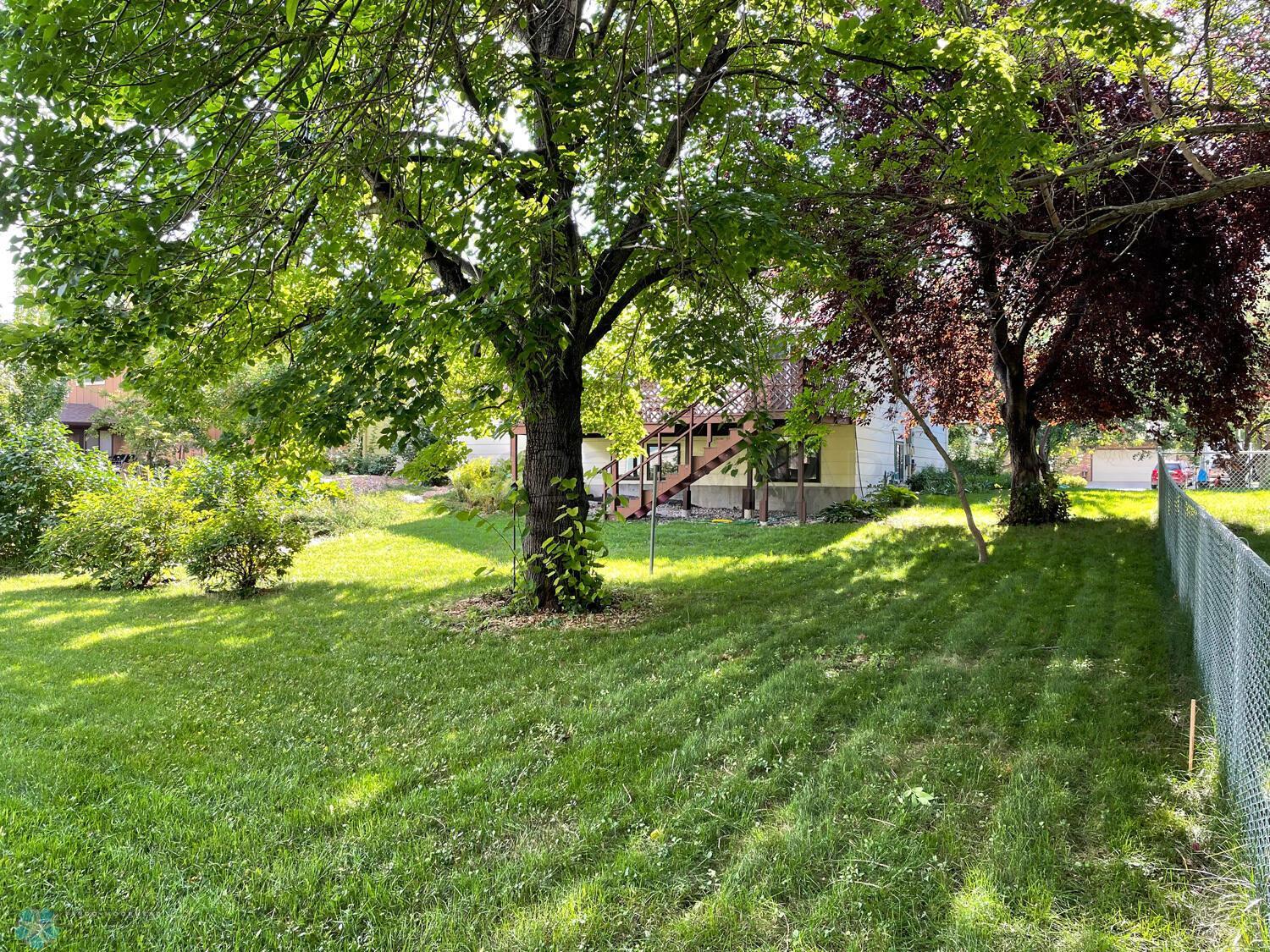 Backyard-view-3