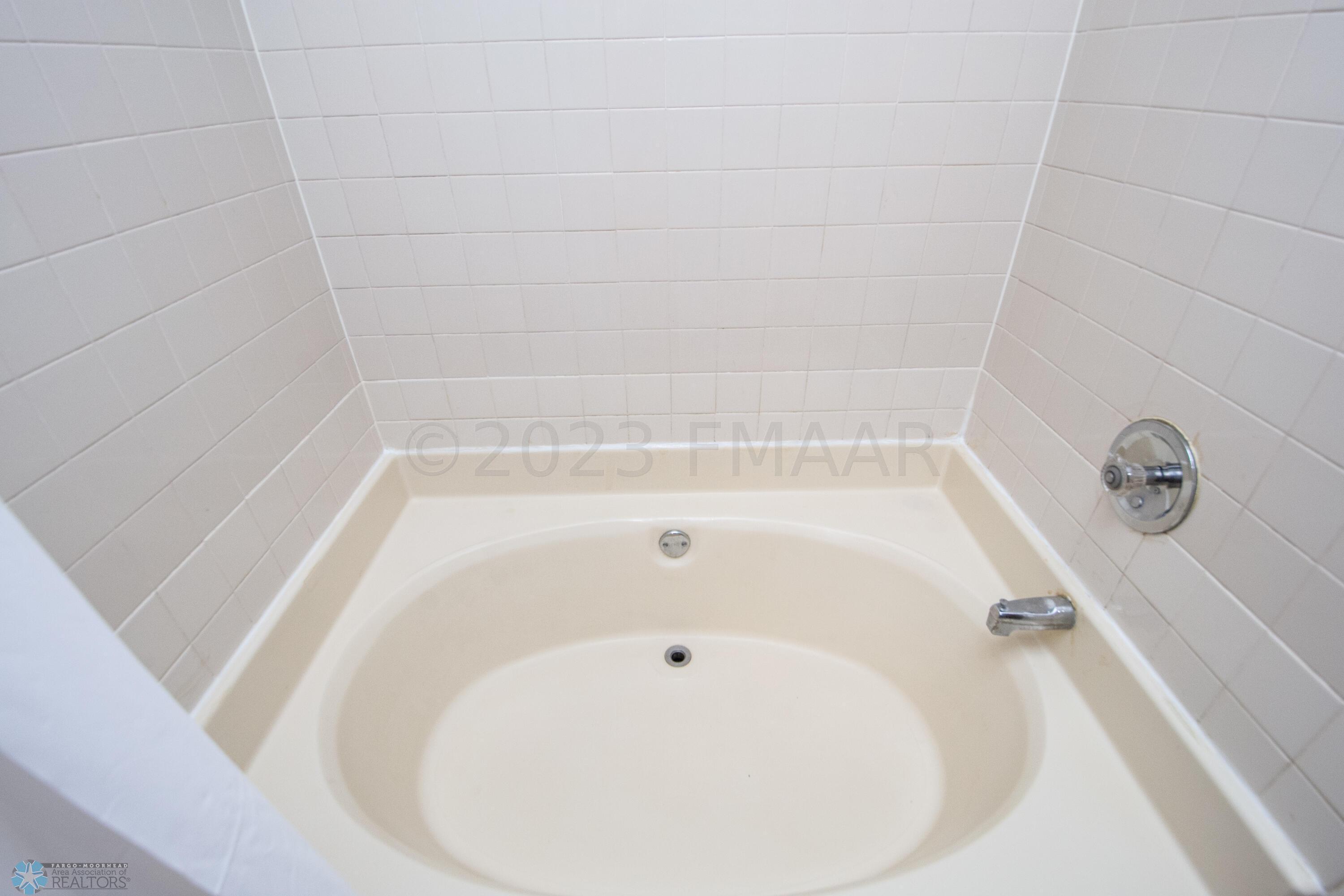 Soaker Tub