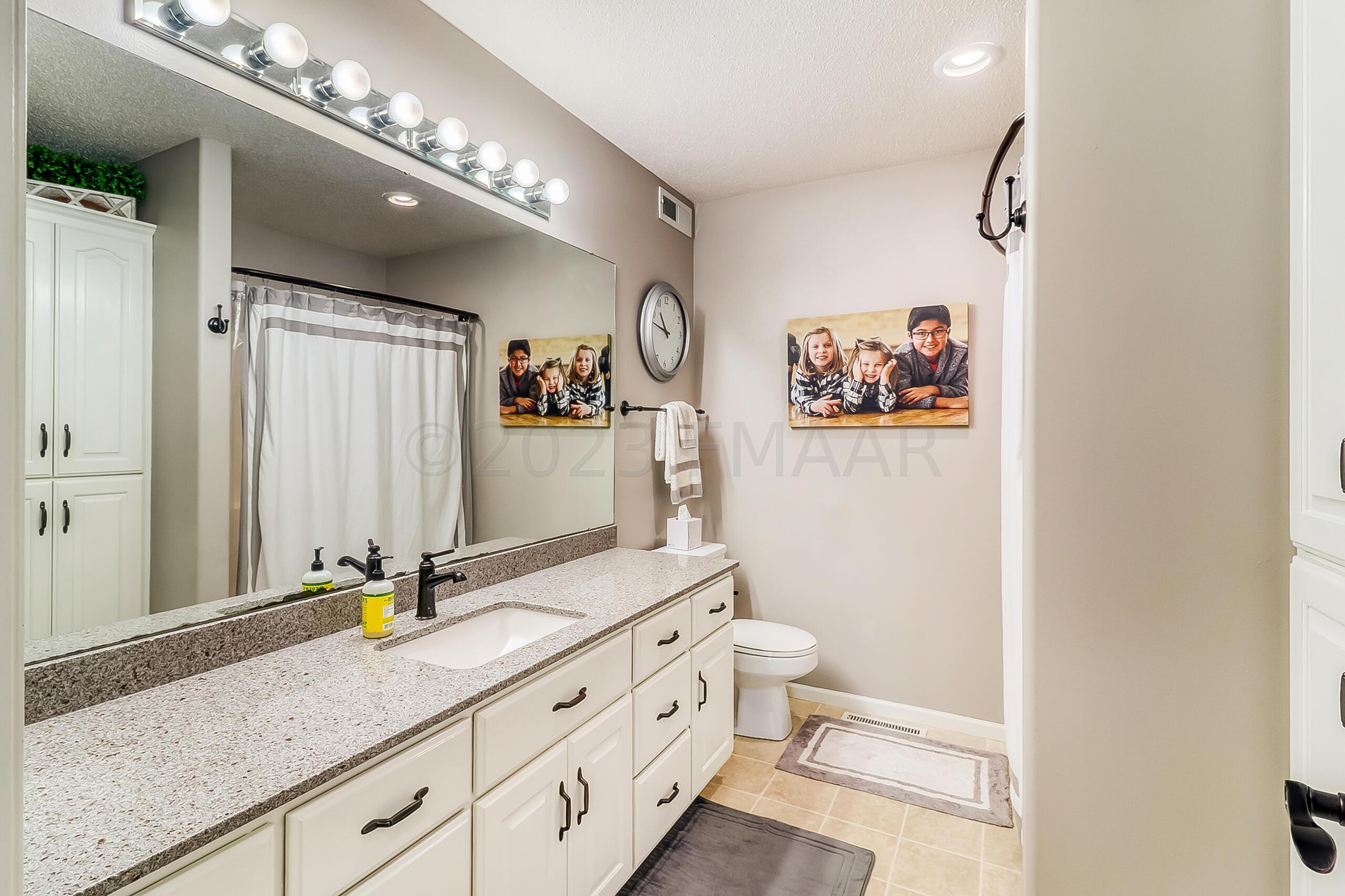 Bathroom1_1