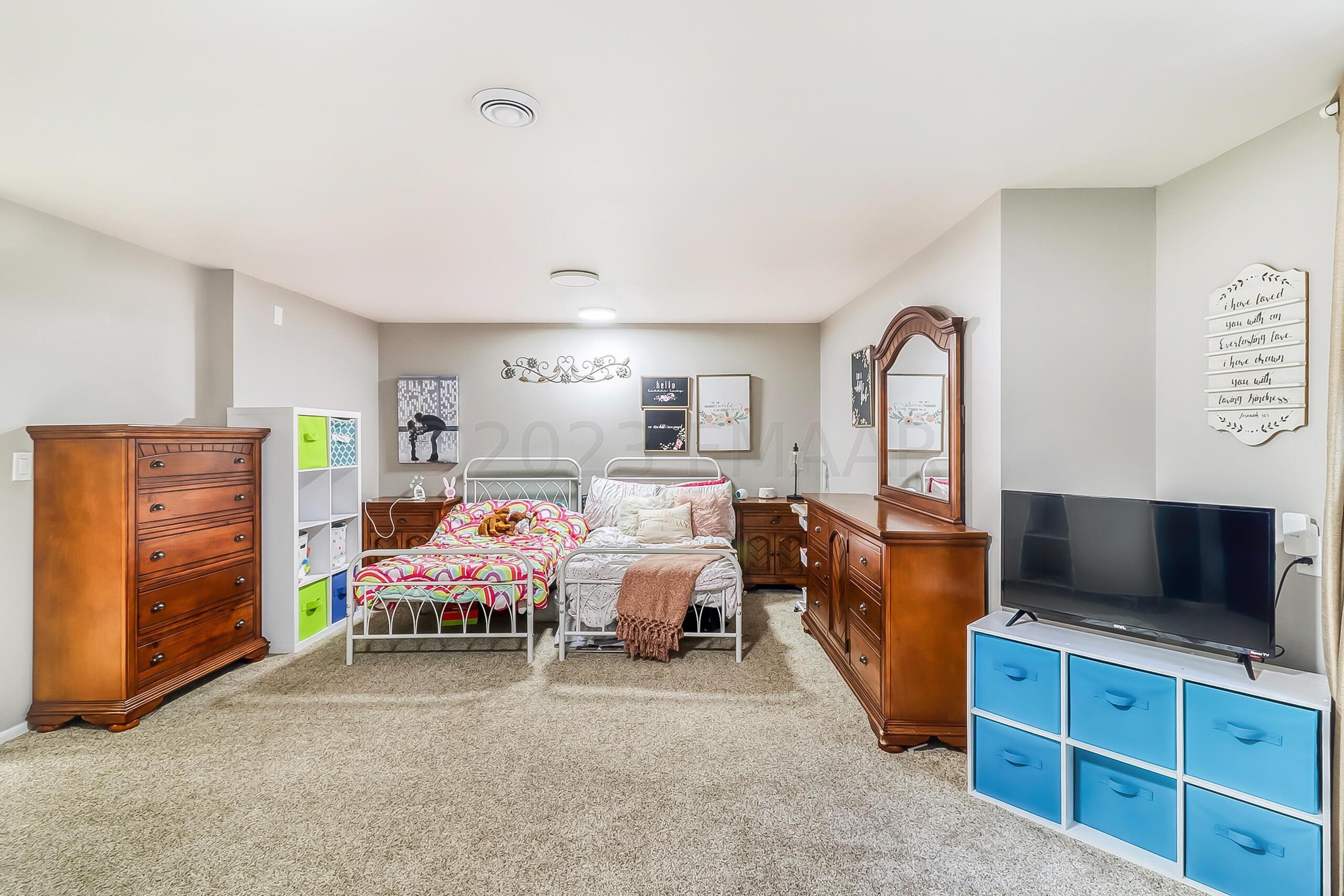 Basement Bedroom2_1
