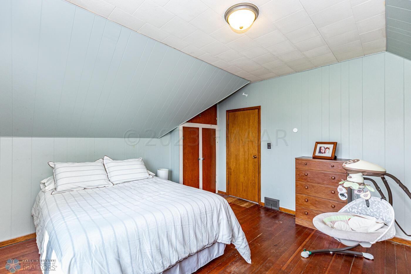Bedroom- 4th (Upstairs)