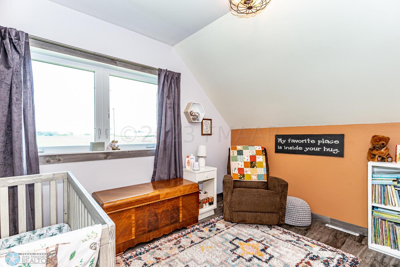 Bedroom - 5th (Upstairs)