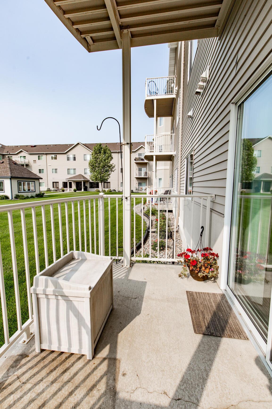 SE Facing Deck