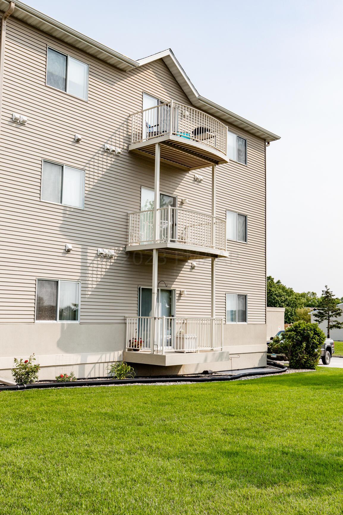 Exterior View of Unit