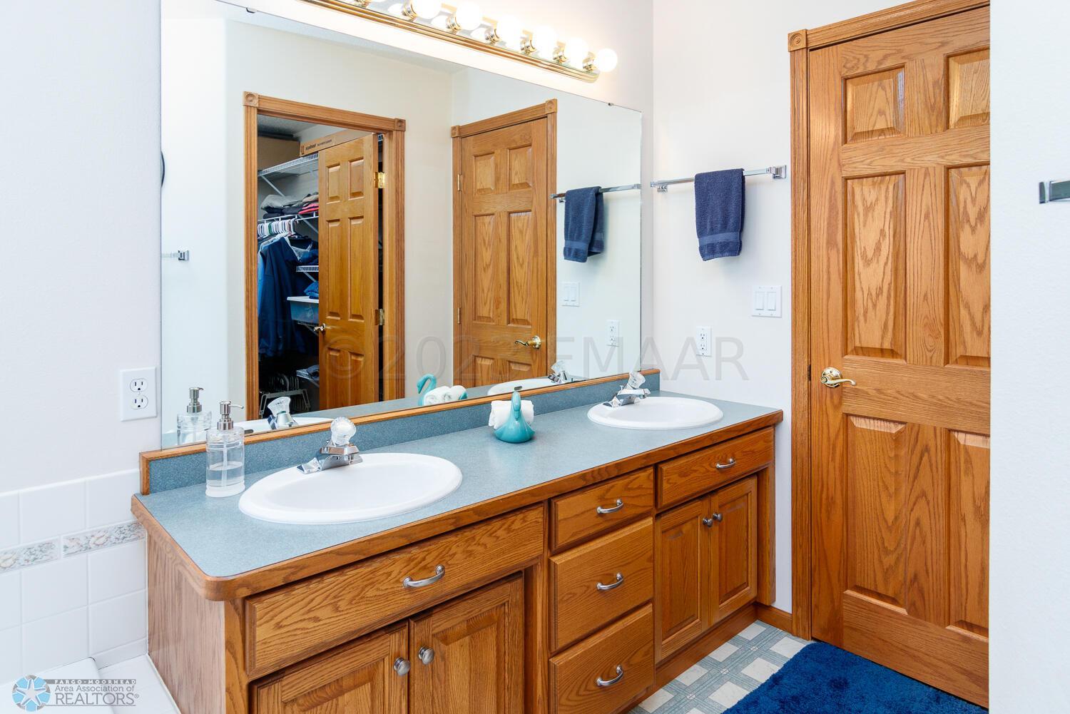 Main level full bathroom 1