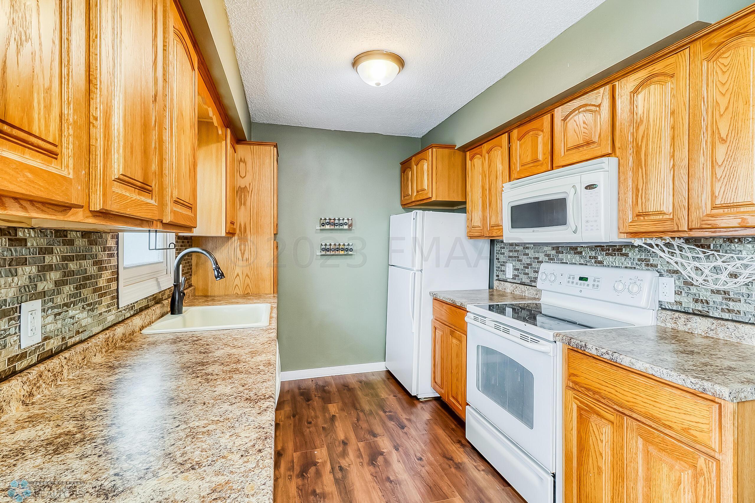 Kitchen1_1