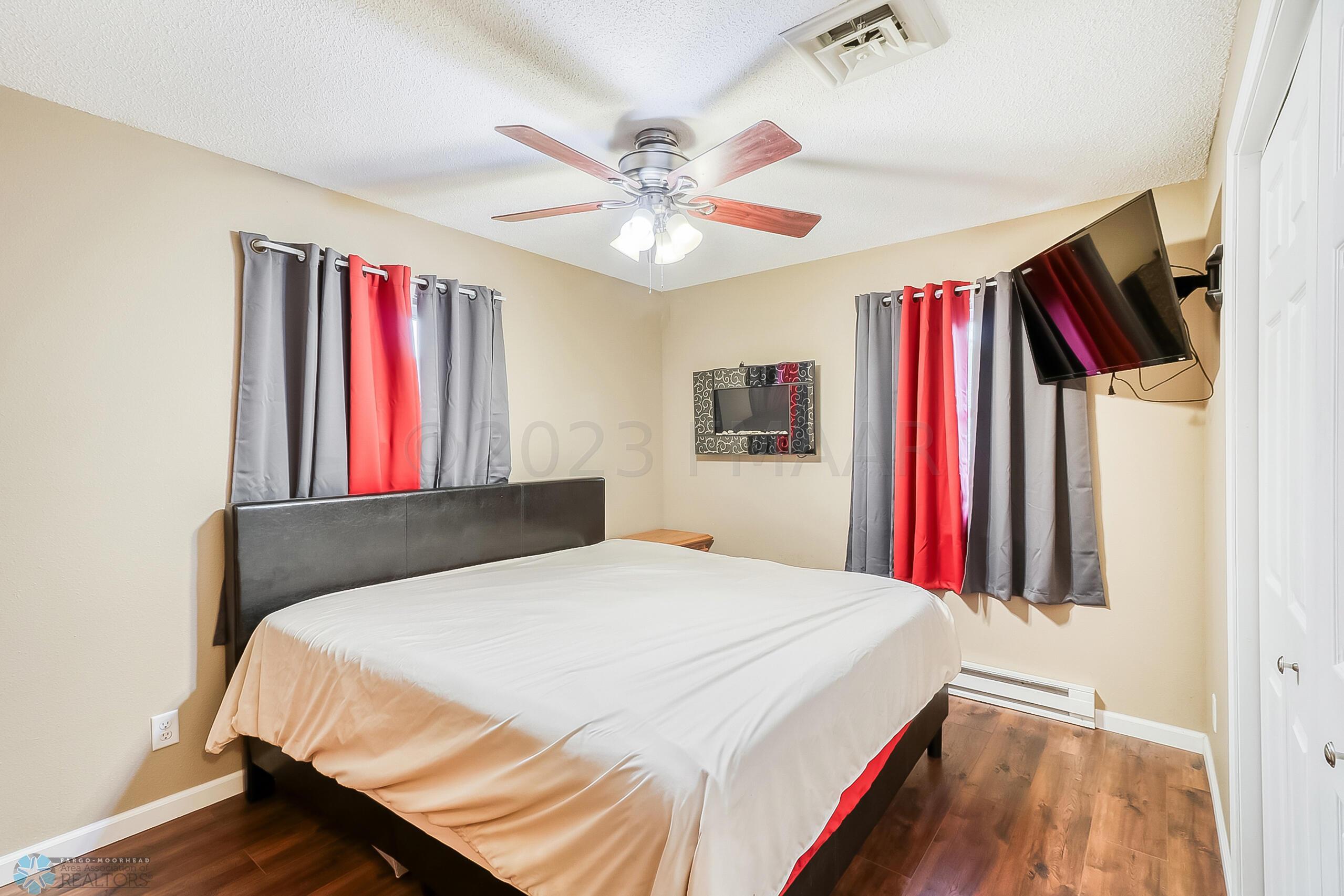 Bedroom1_1
