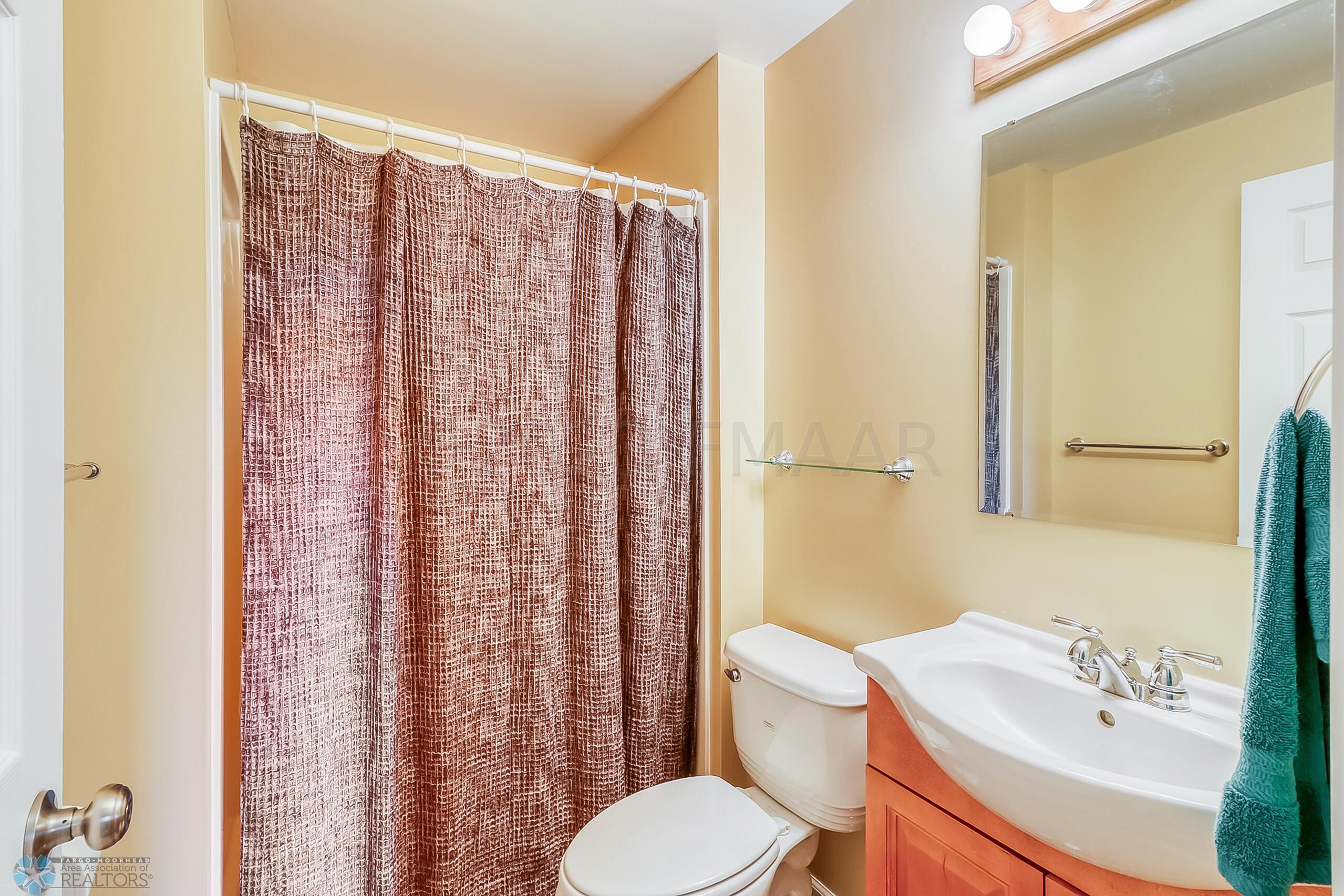 Basement Bathroom1_1
