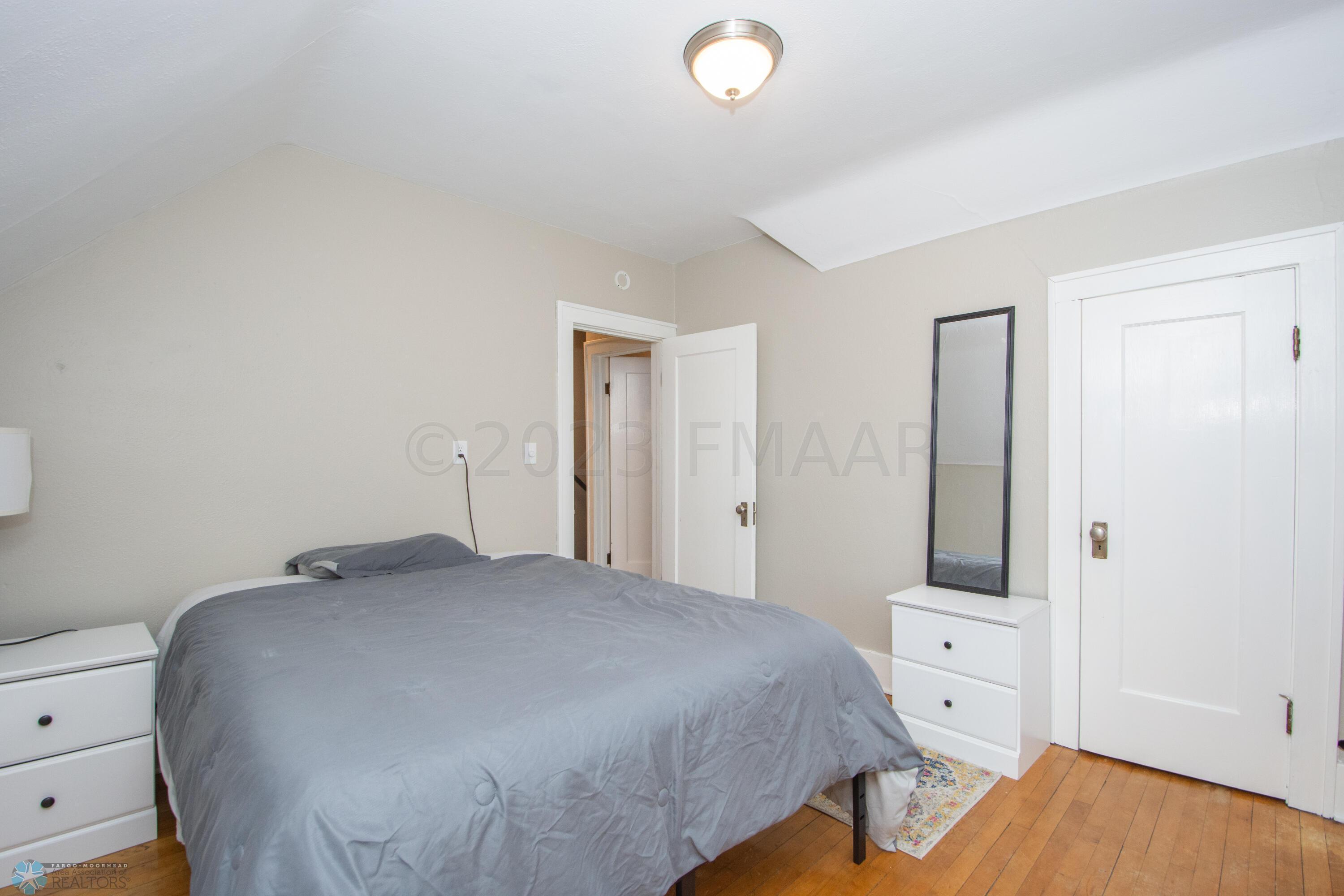 1137 Bedroom