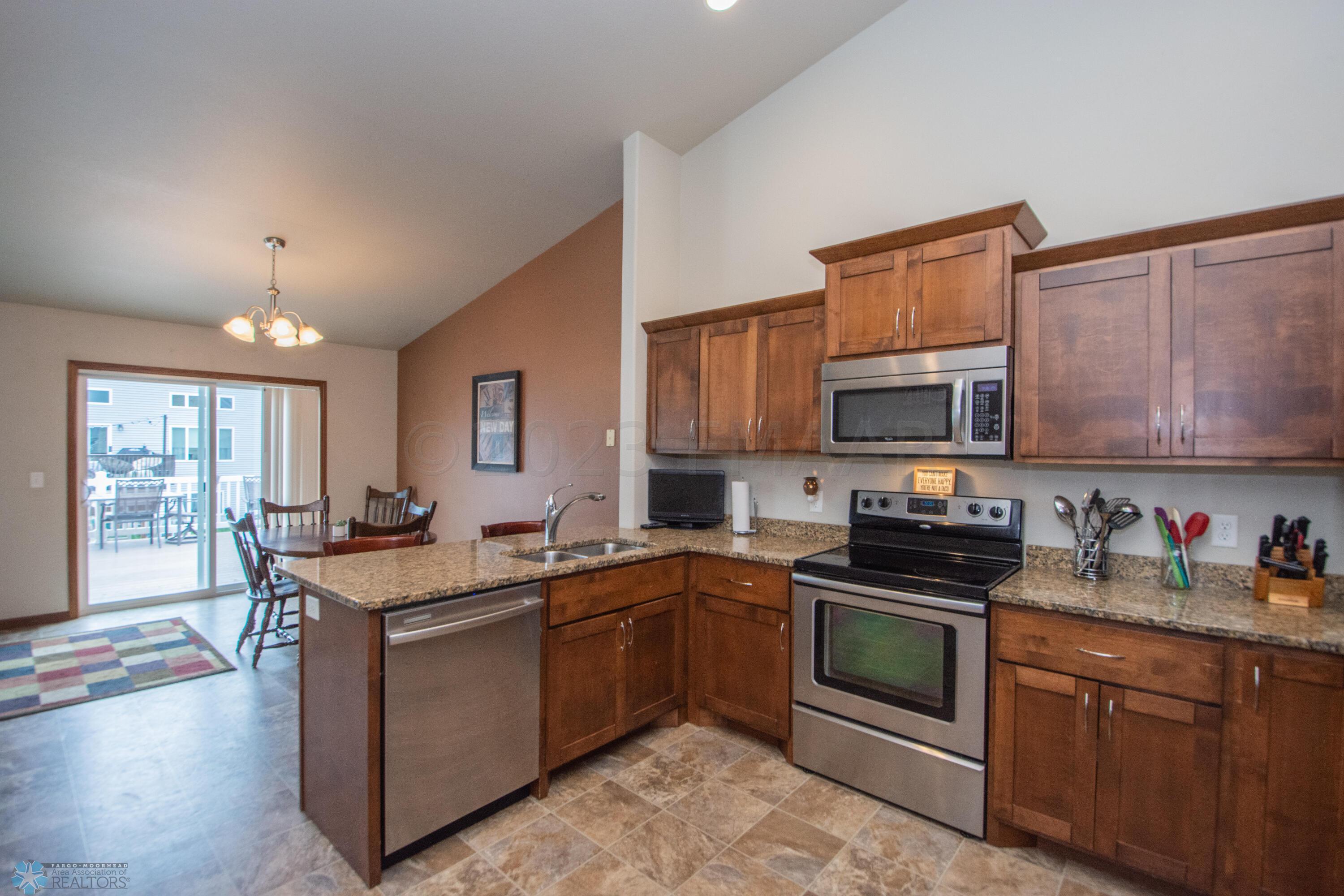 Kitchen/Dining