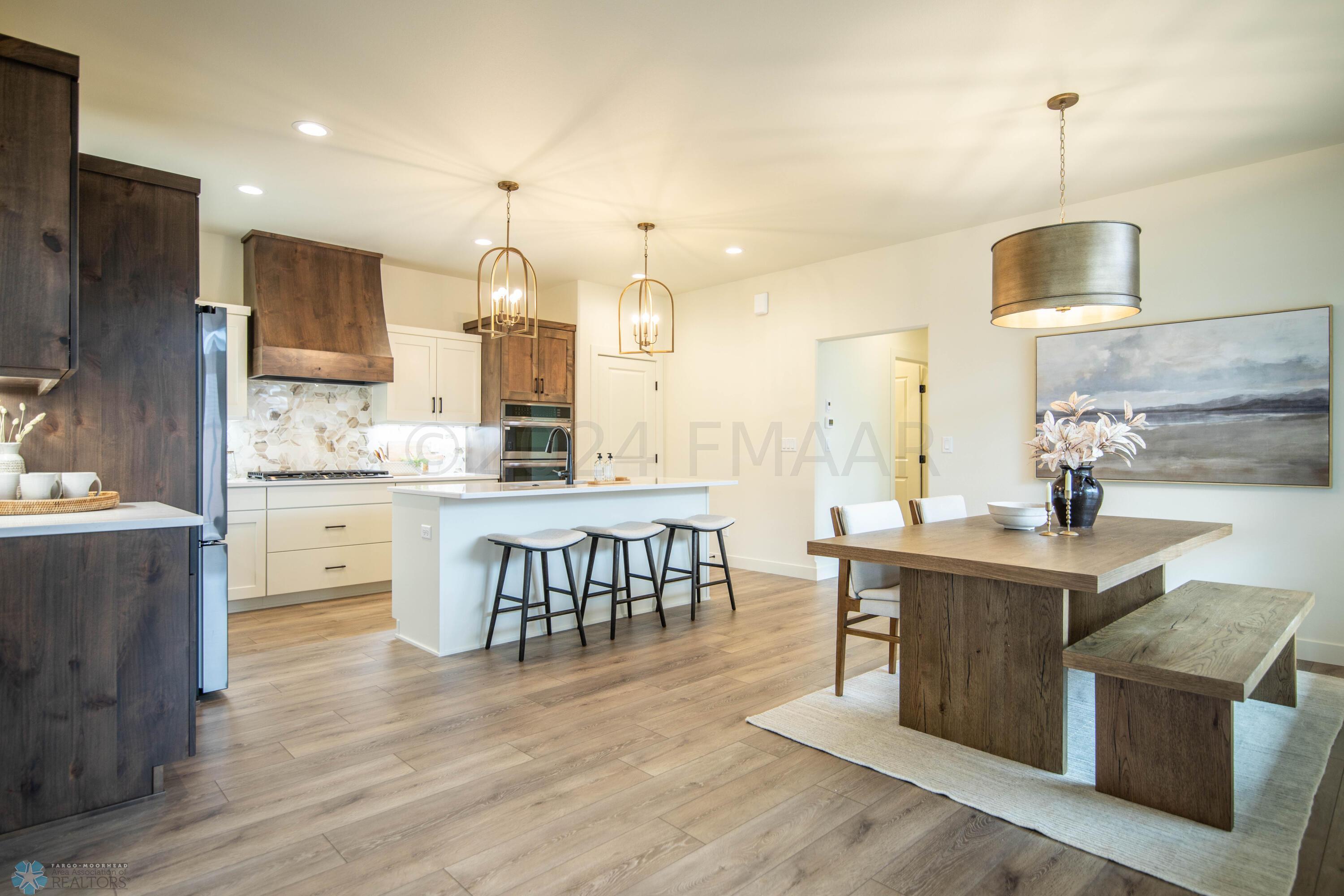 Kitchen/Dining