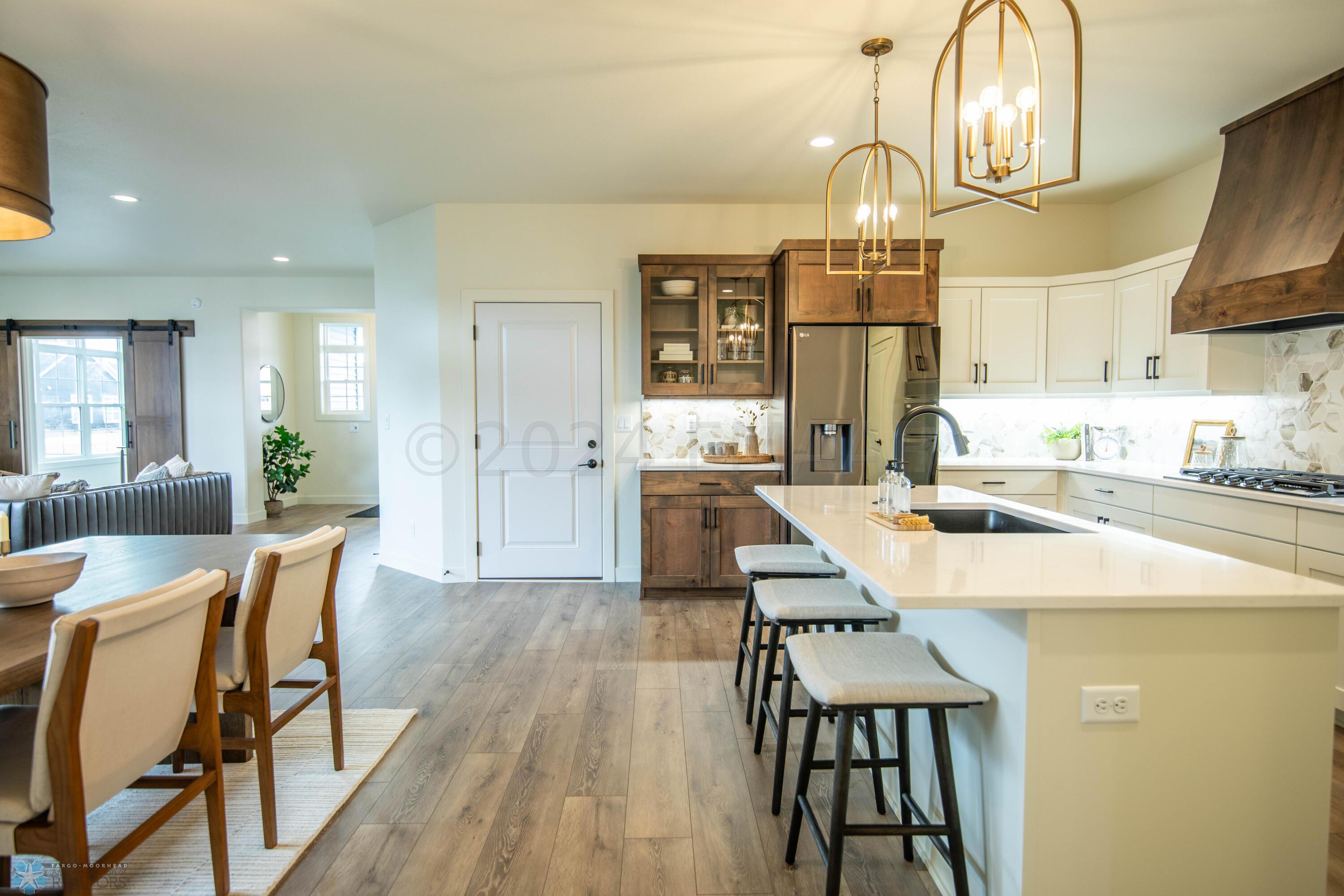 Kitchen/Dining
