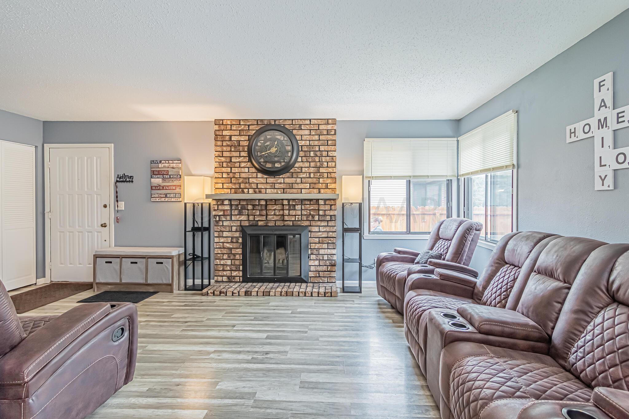 Living_Room_2